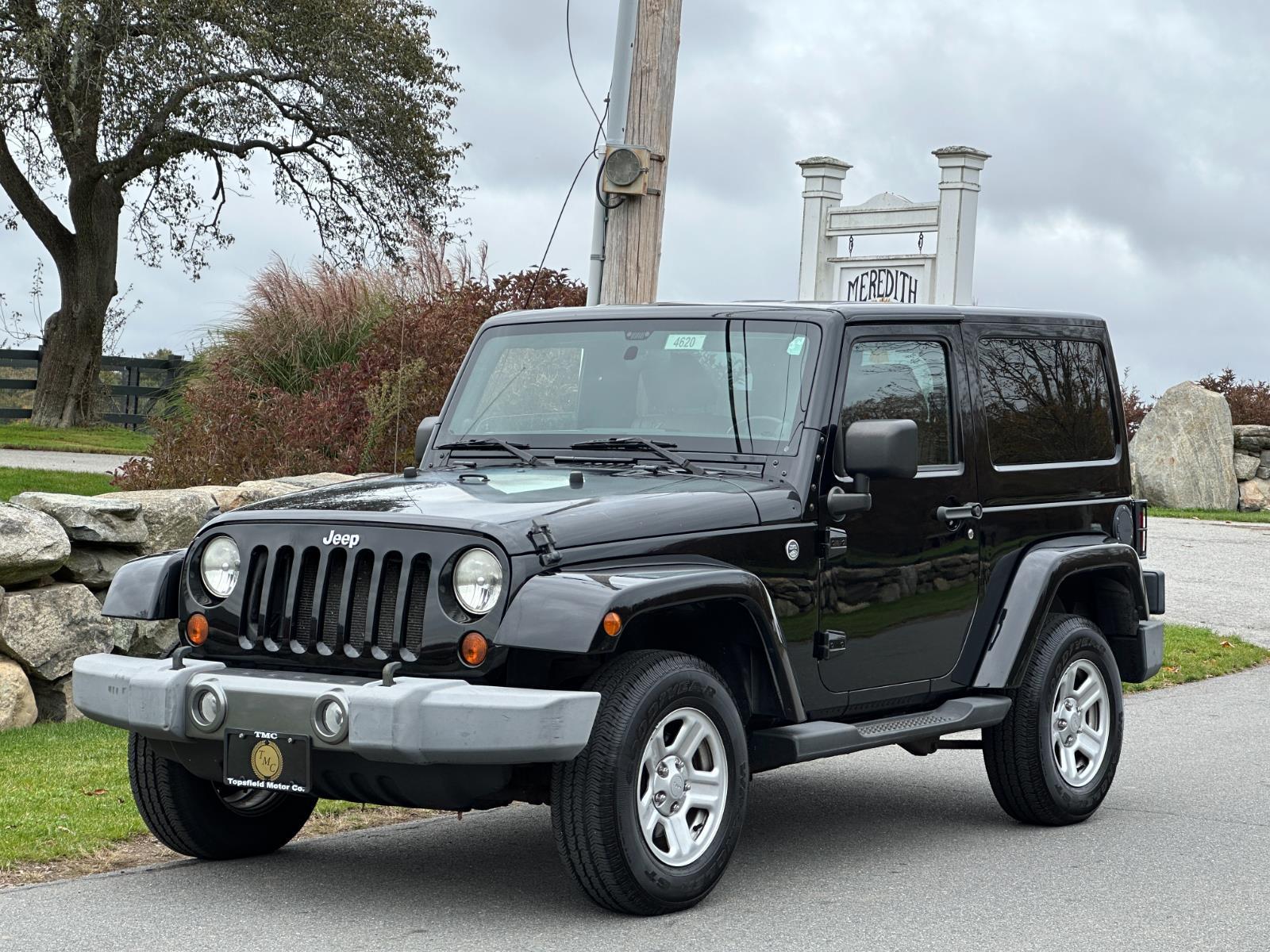 Topsfield Motor Company 2011 Jeep Wrangler Mojave Vehicle Details