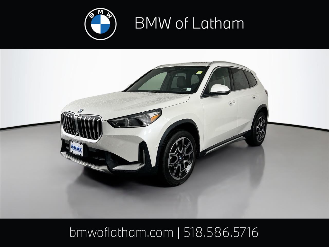 2025 BMW X1 28i's photo
