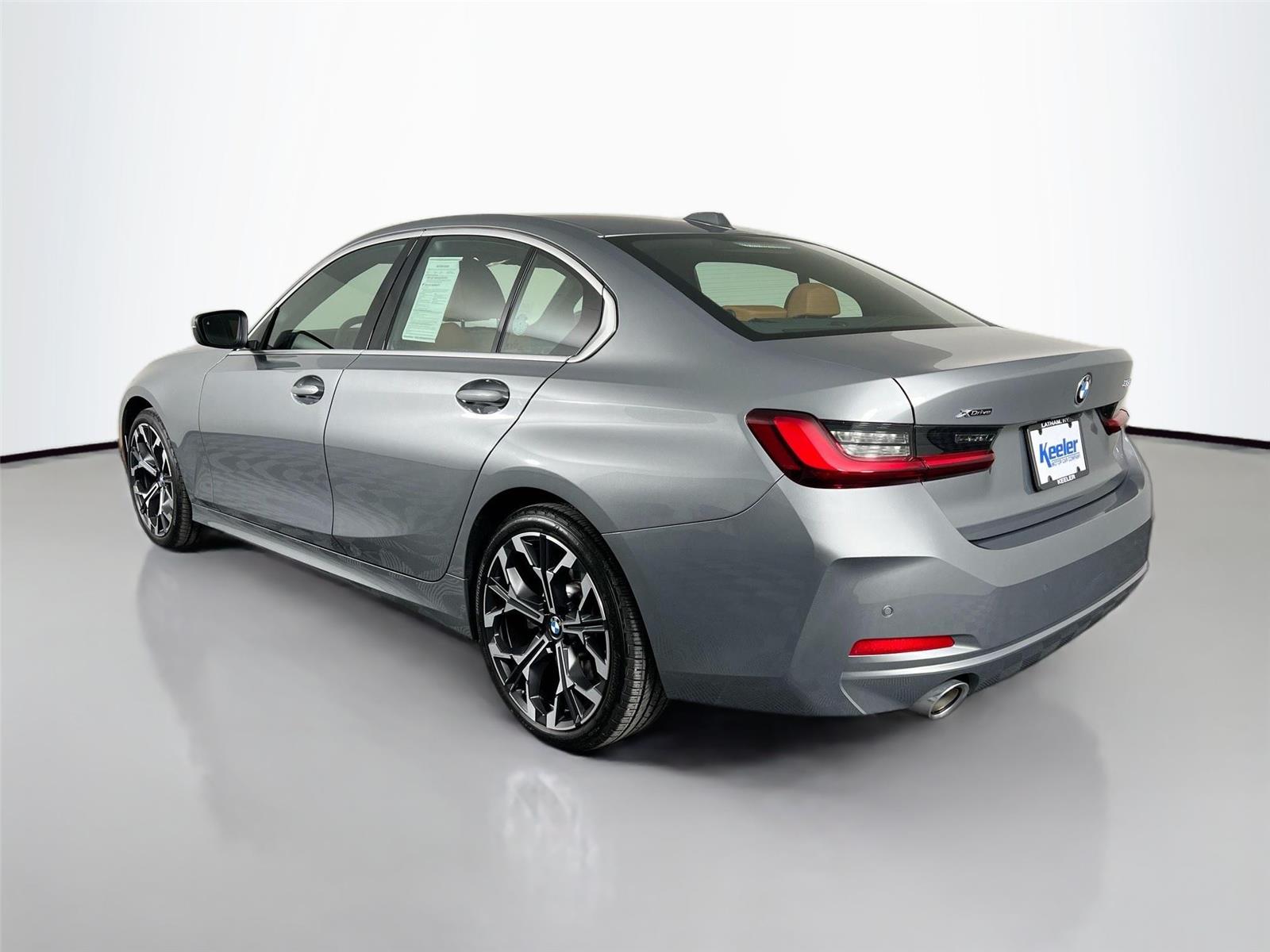 2025 Bmw 330i xDrive Sedan photo 4