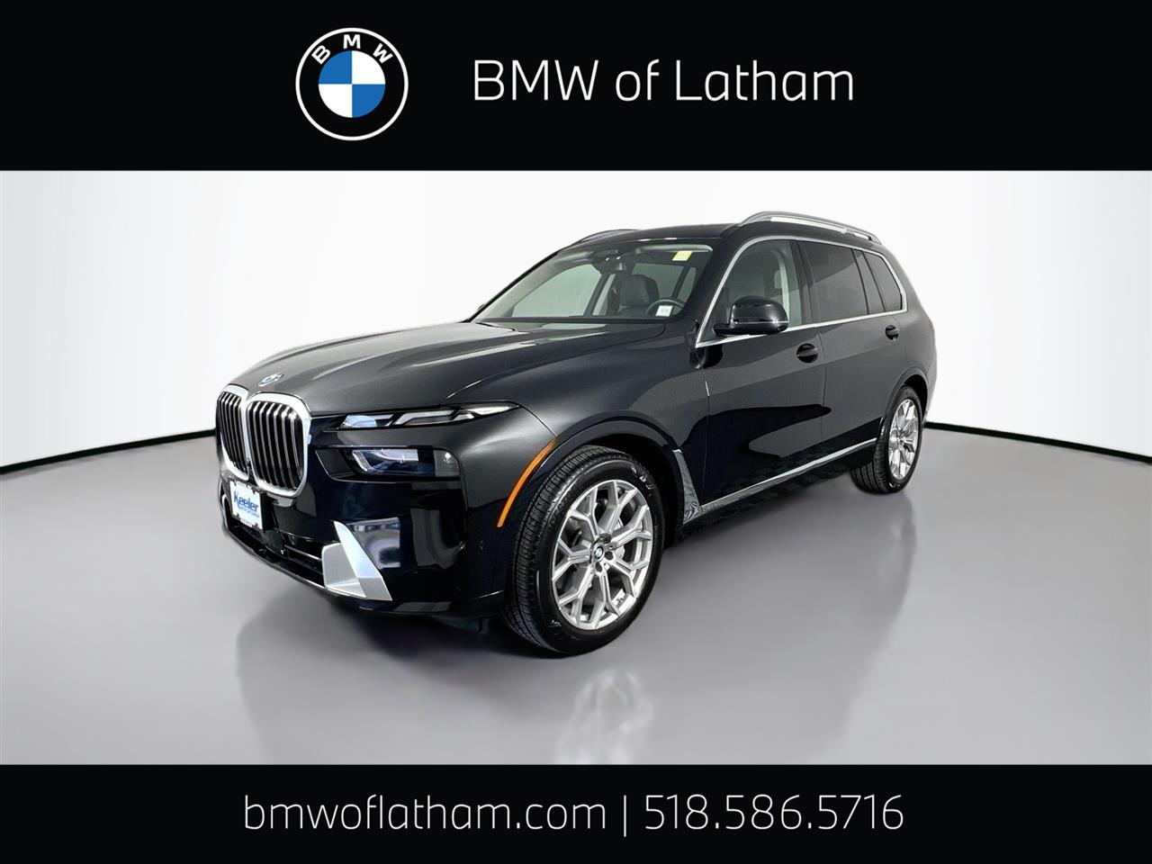 2025 BMW X7 40i's photo