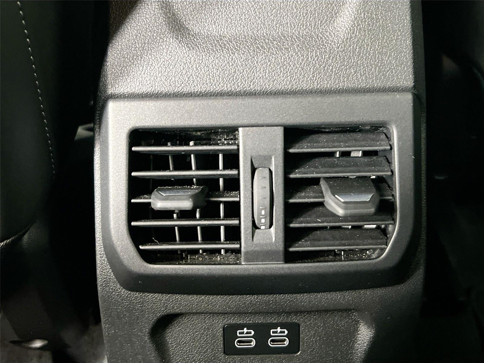 2025 BMW 2 Series 228 - Photo 25