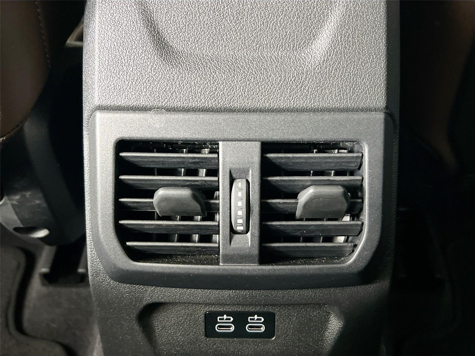 2025 BMW 2 Series 228 - Photo 26