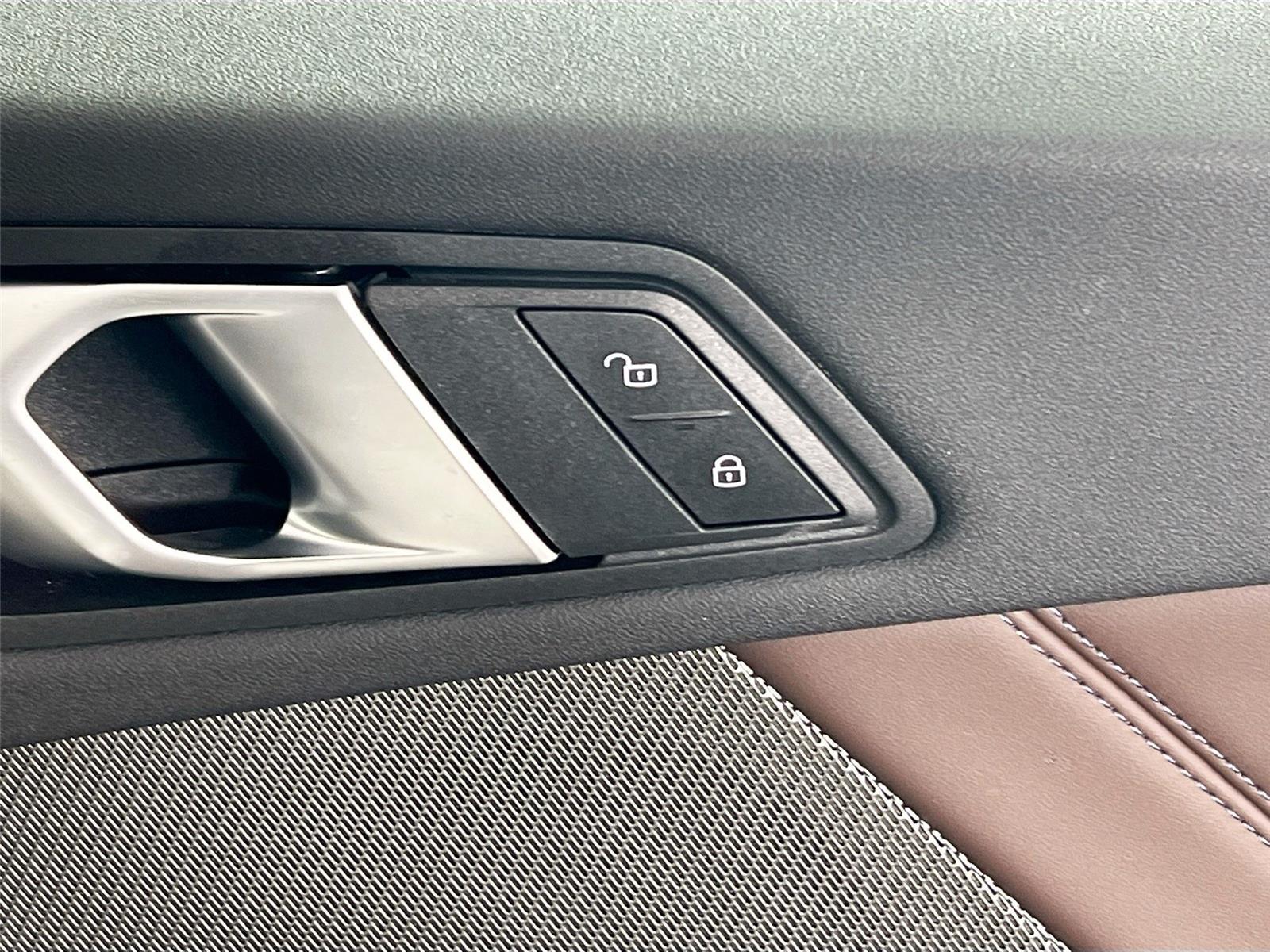 2025 BMW 2 Series 228 - Photo 31