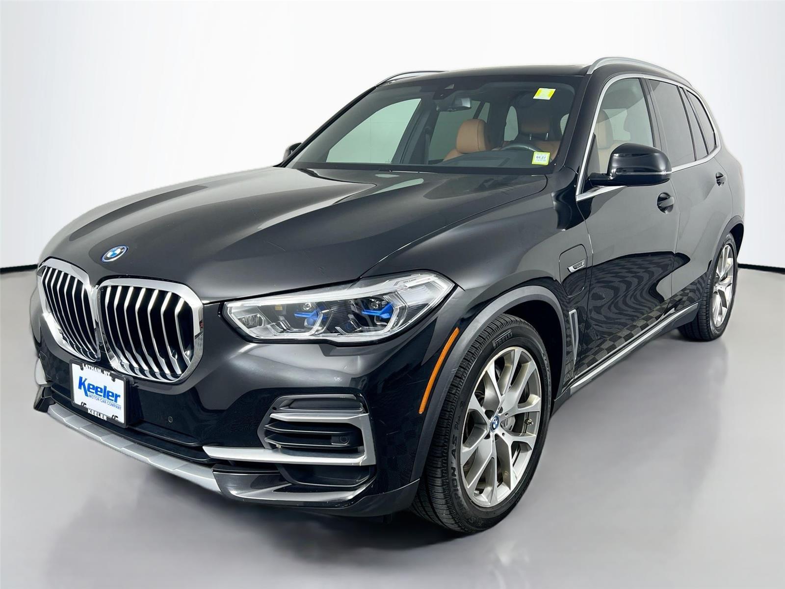 Used 2022 BMW X5 45e with VIN 5UXTA6C05N9L41131 for sale in Latham, NY