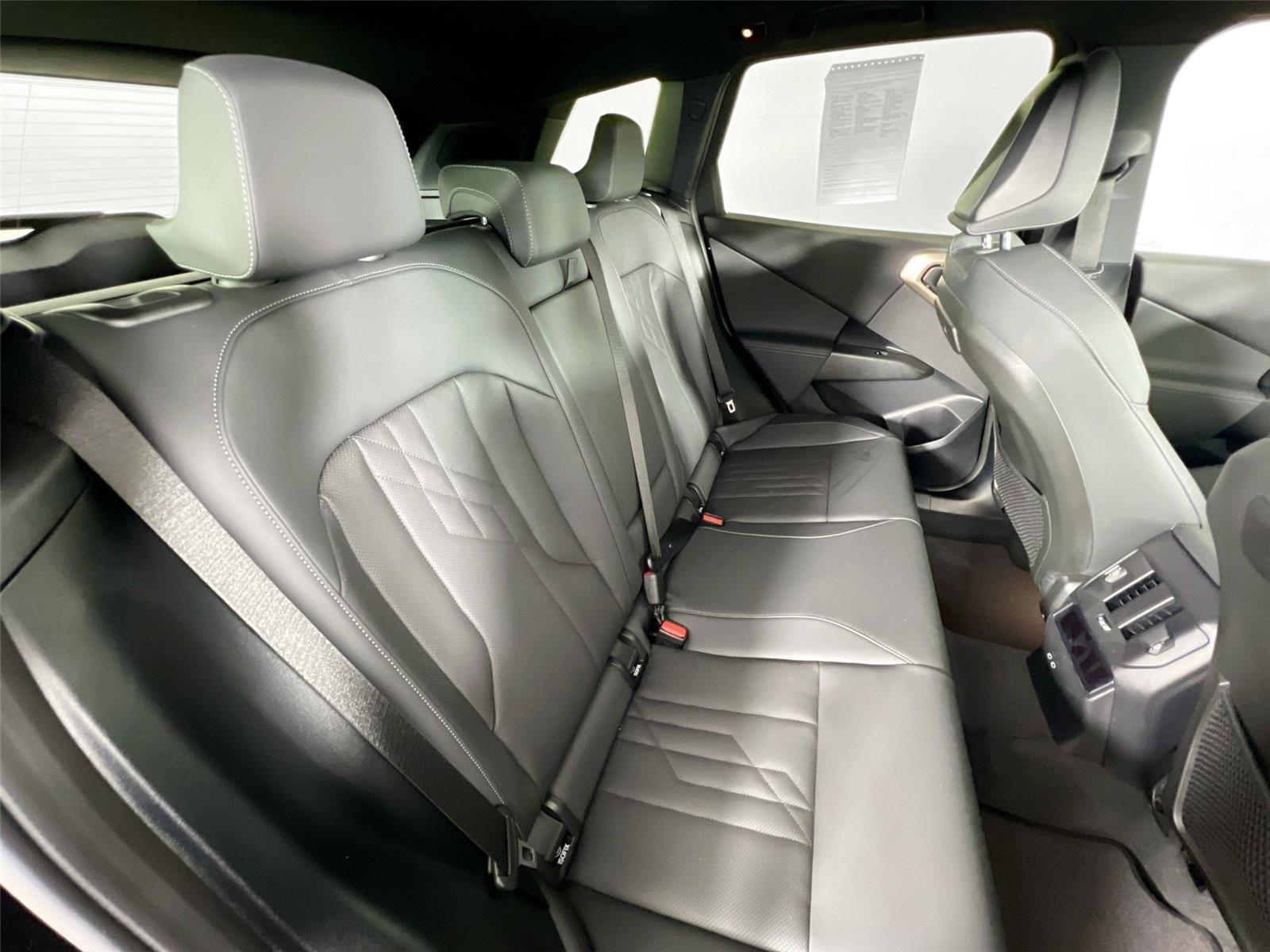 2025 BMW X3 30 - Photo 24