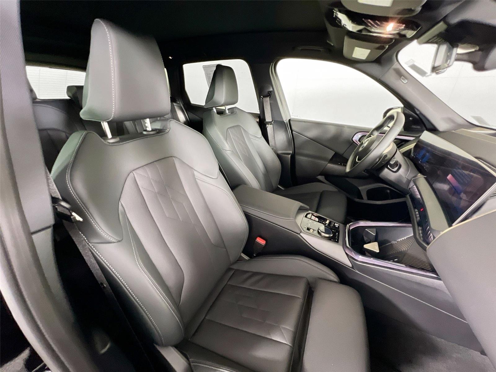 2025 BMW X3 30 - Photo 25