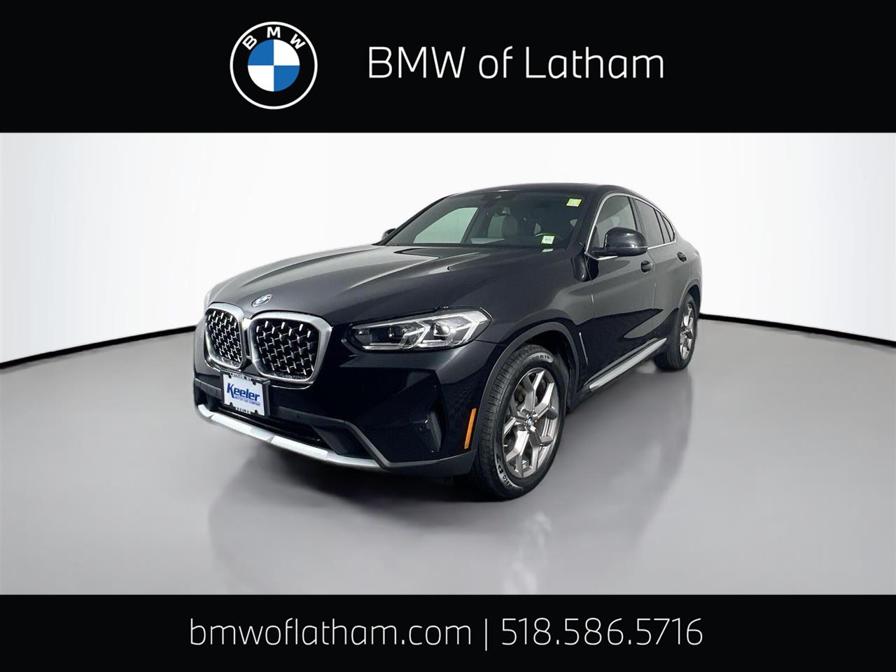2022 BMW X4 xDrive30i's photo
