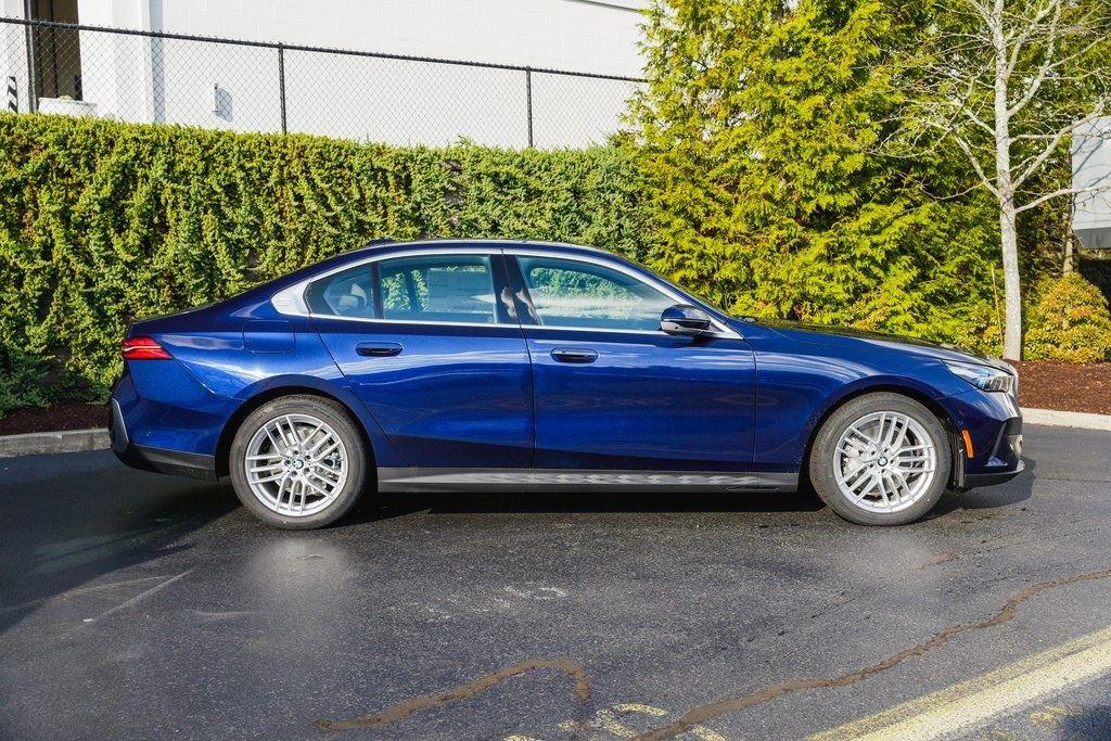 2025 Bmw 530i xDrive photo 2