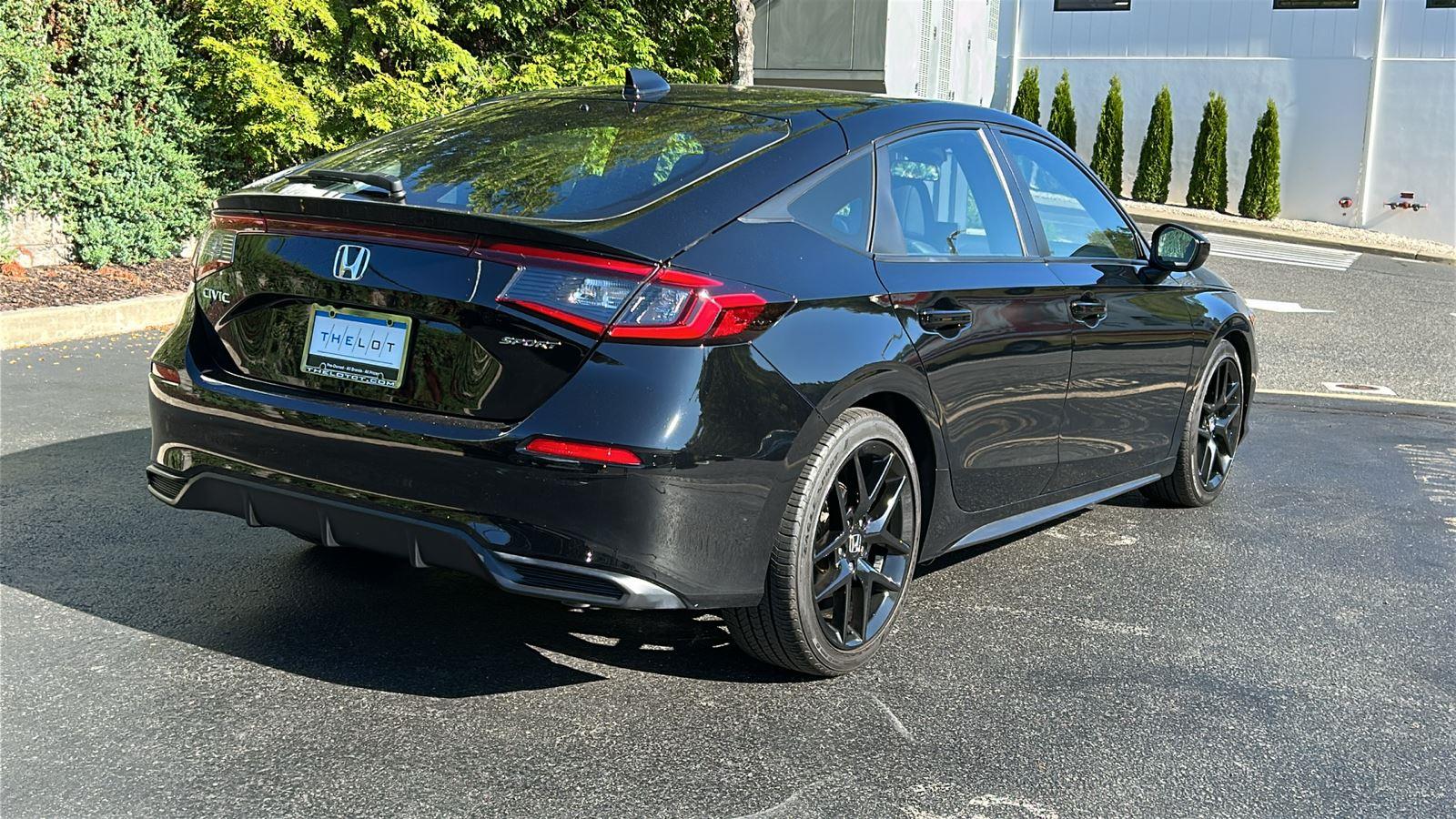2025 Honda Civic Hatchback Sport photo 6