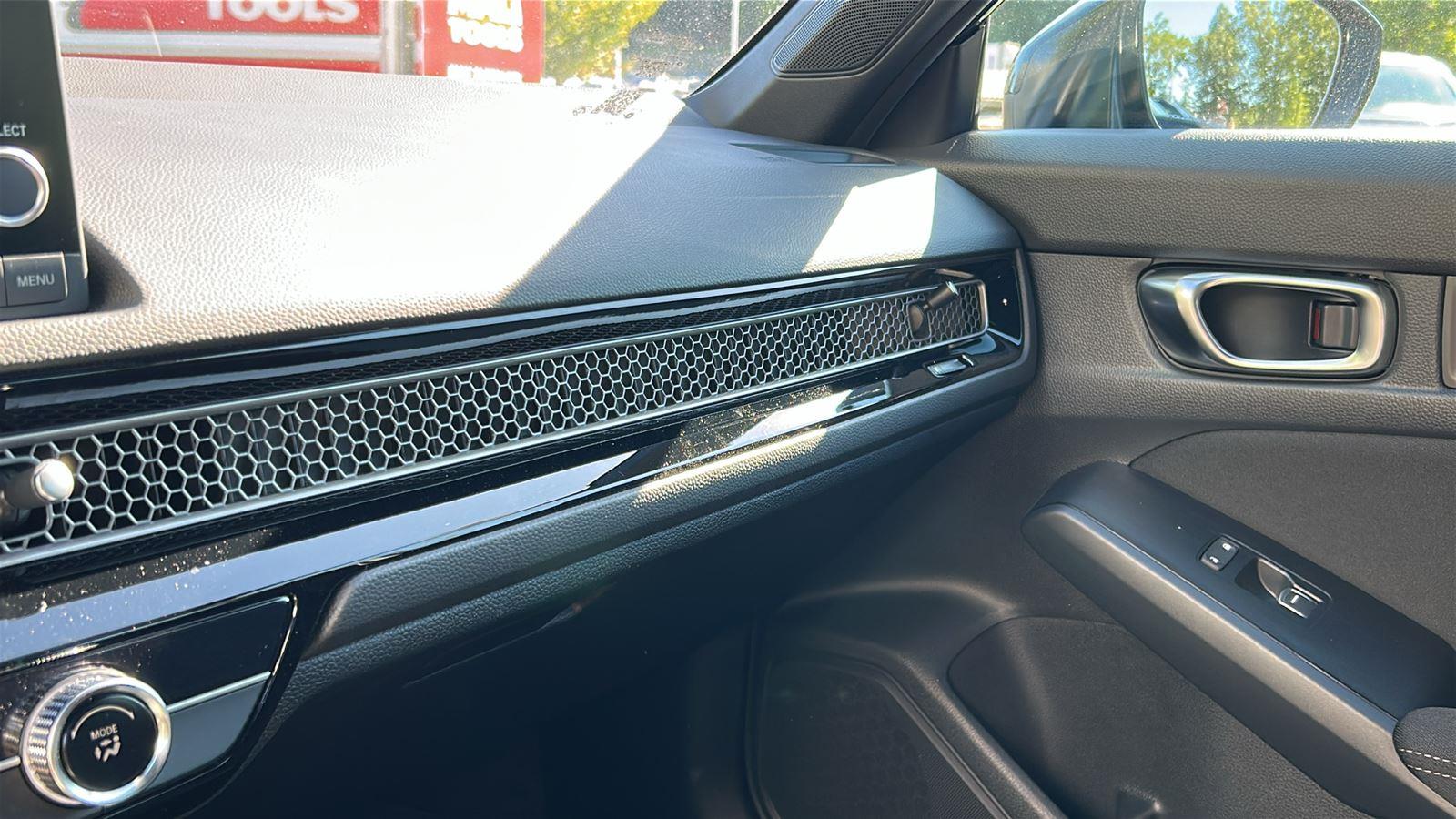 2025 Honda Civic Hatchback Sport photo 19