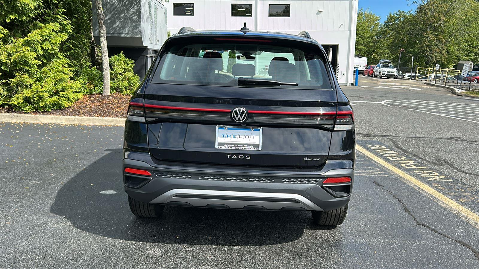2025 Volkswagen Taos S photo 6