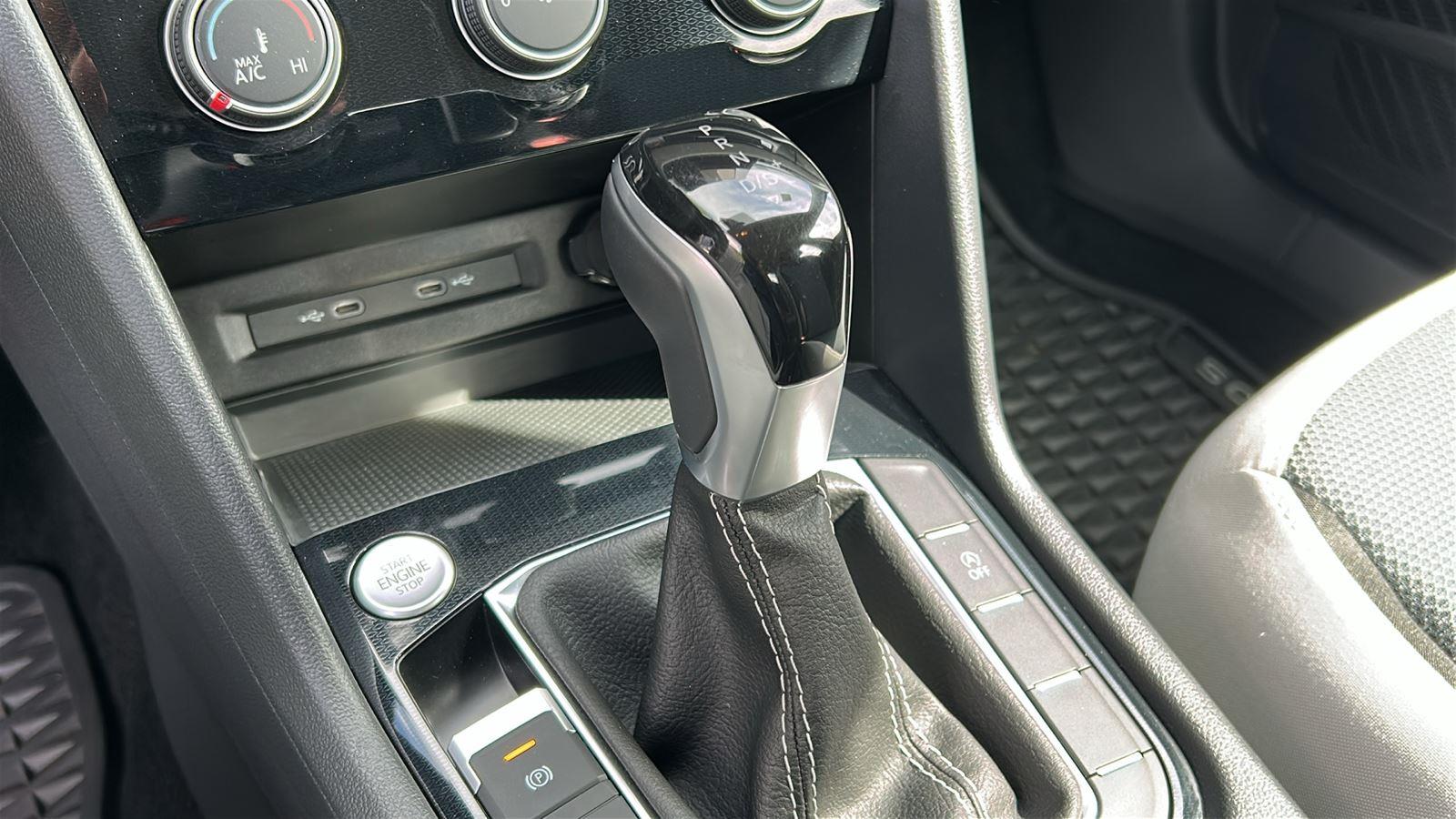 2025 Volkswagen Taos S photo 15