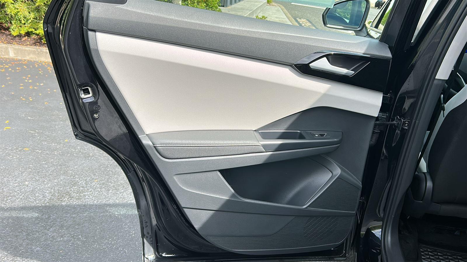 2025 Volkswagen Taos S photo 19