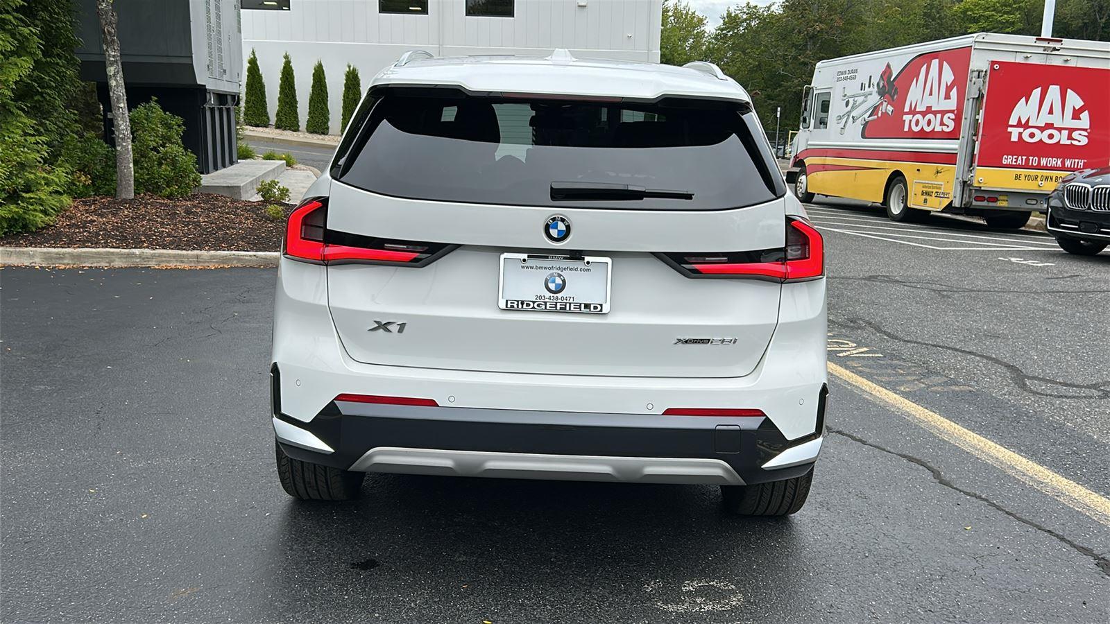 2023 Bmw X1 XDrive28i photo 4