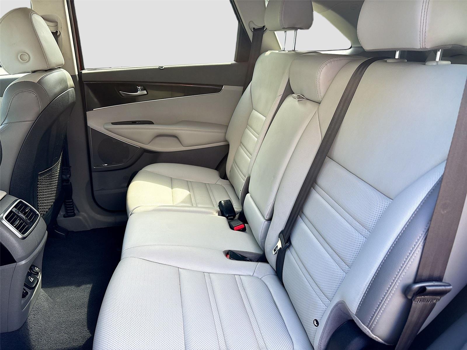 2019 Kia Sorento SX V6