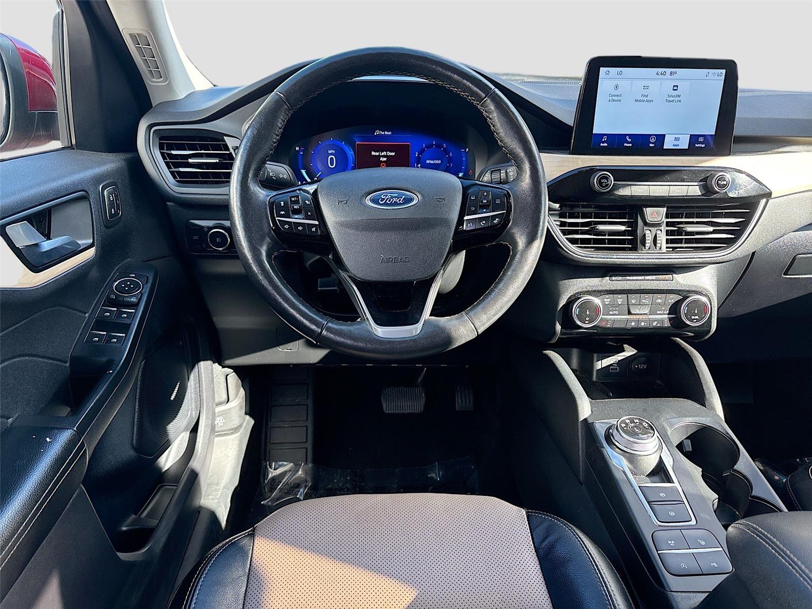 2022 Ford Escape Titanium