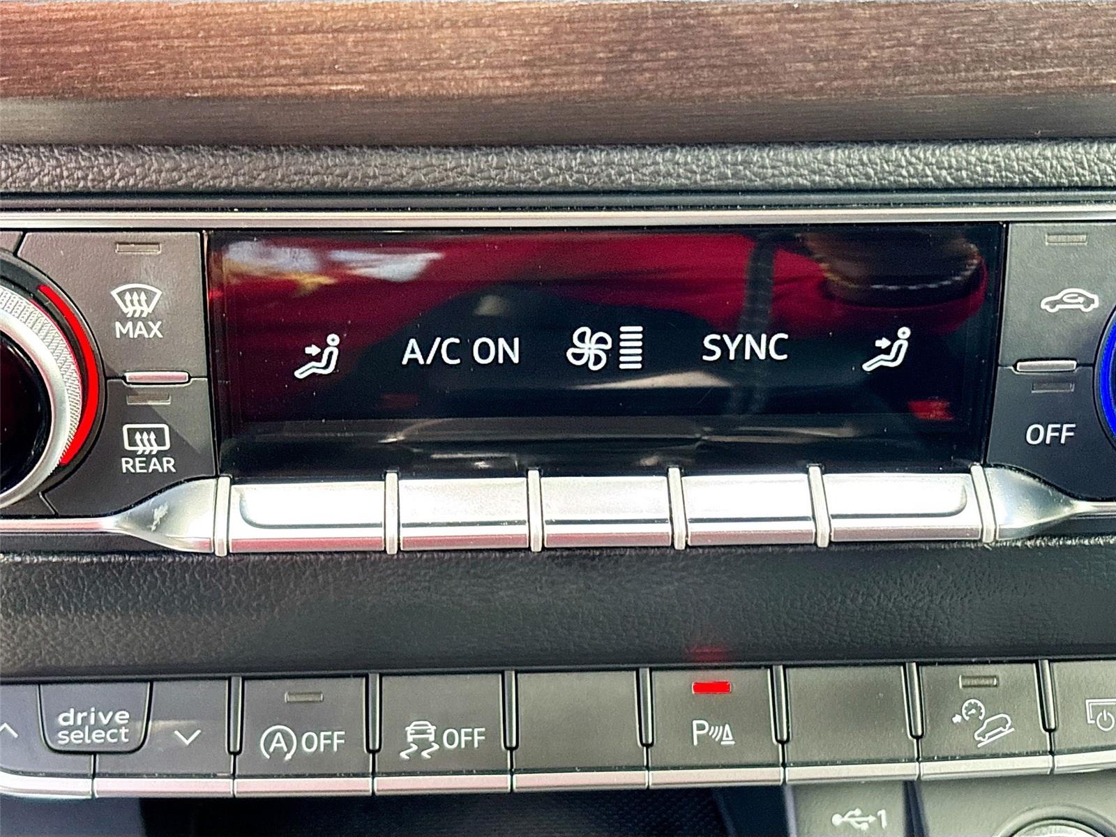 2024 Audi Q5 S line Premium Plus