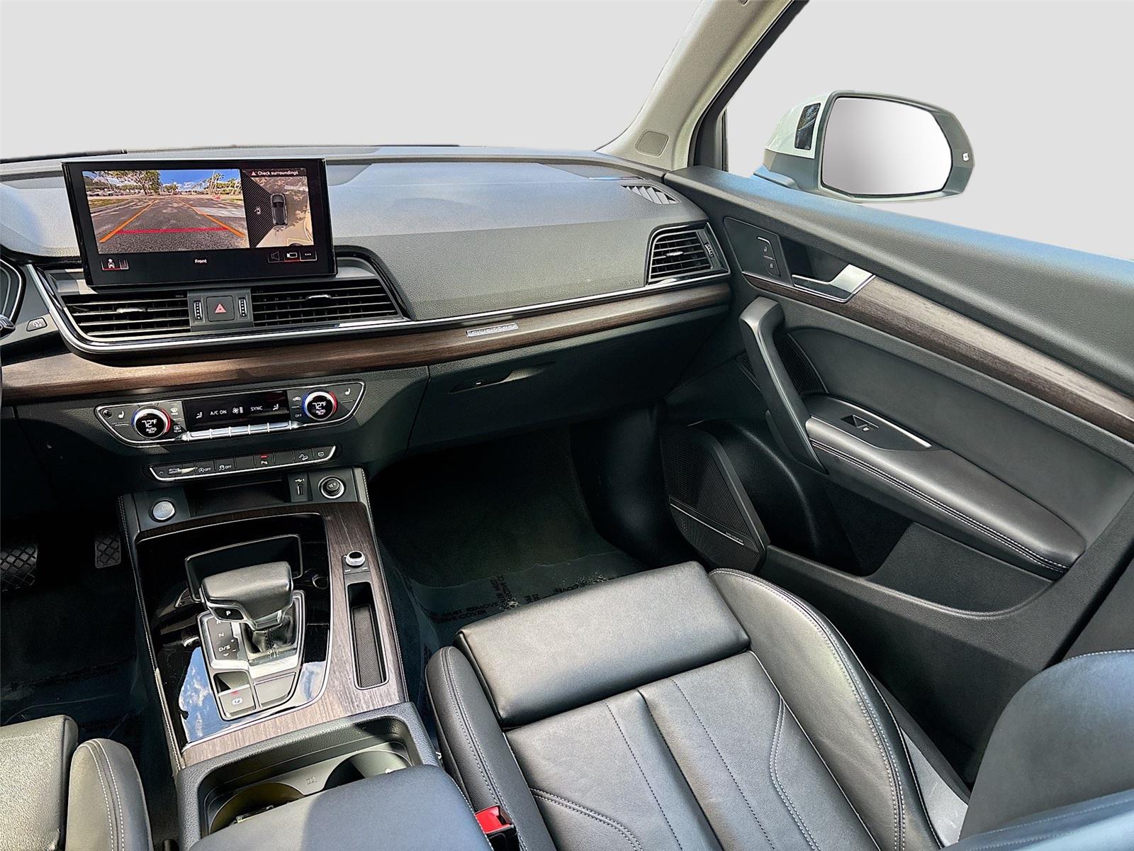 2024 Audi Q5 S line Premium Plus