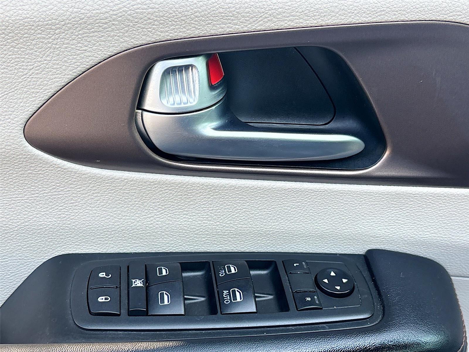 2018 Chrysler Pacifica Touring L