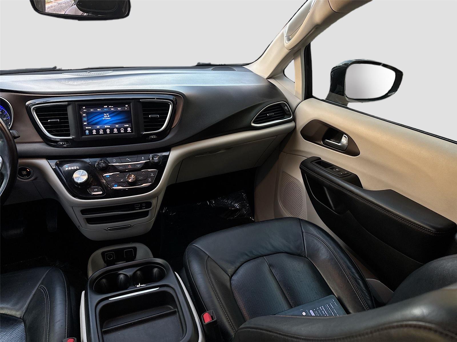 2018 Chrysler Pacifica Touring L