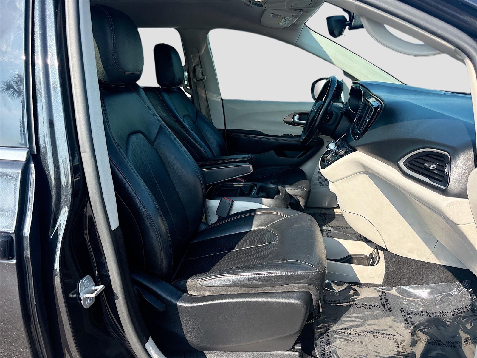 2018 Chrysler Pacifica Touring L