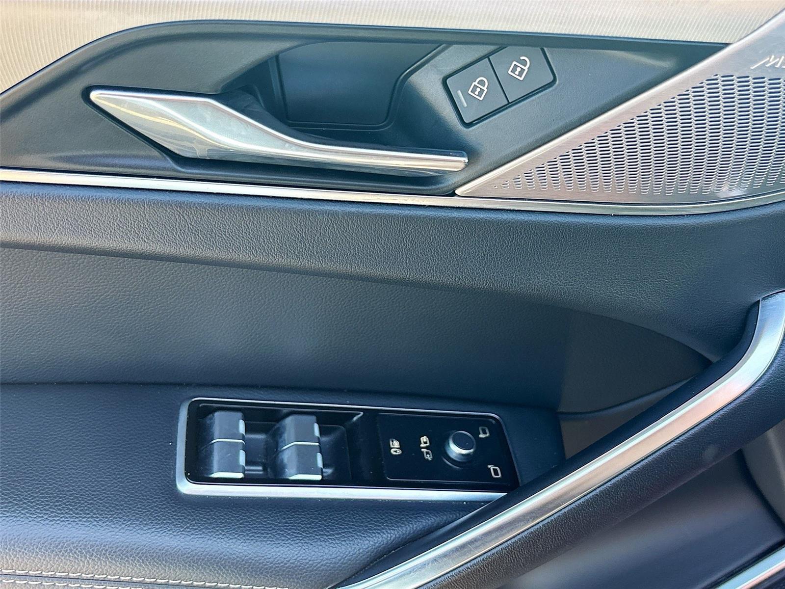 2024 Jaguar F-PACE R-Dynamic S