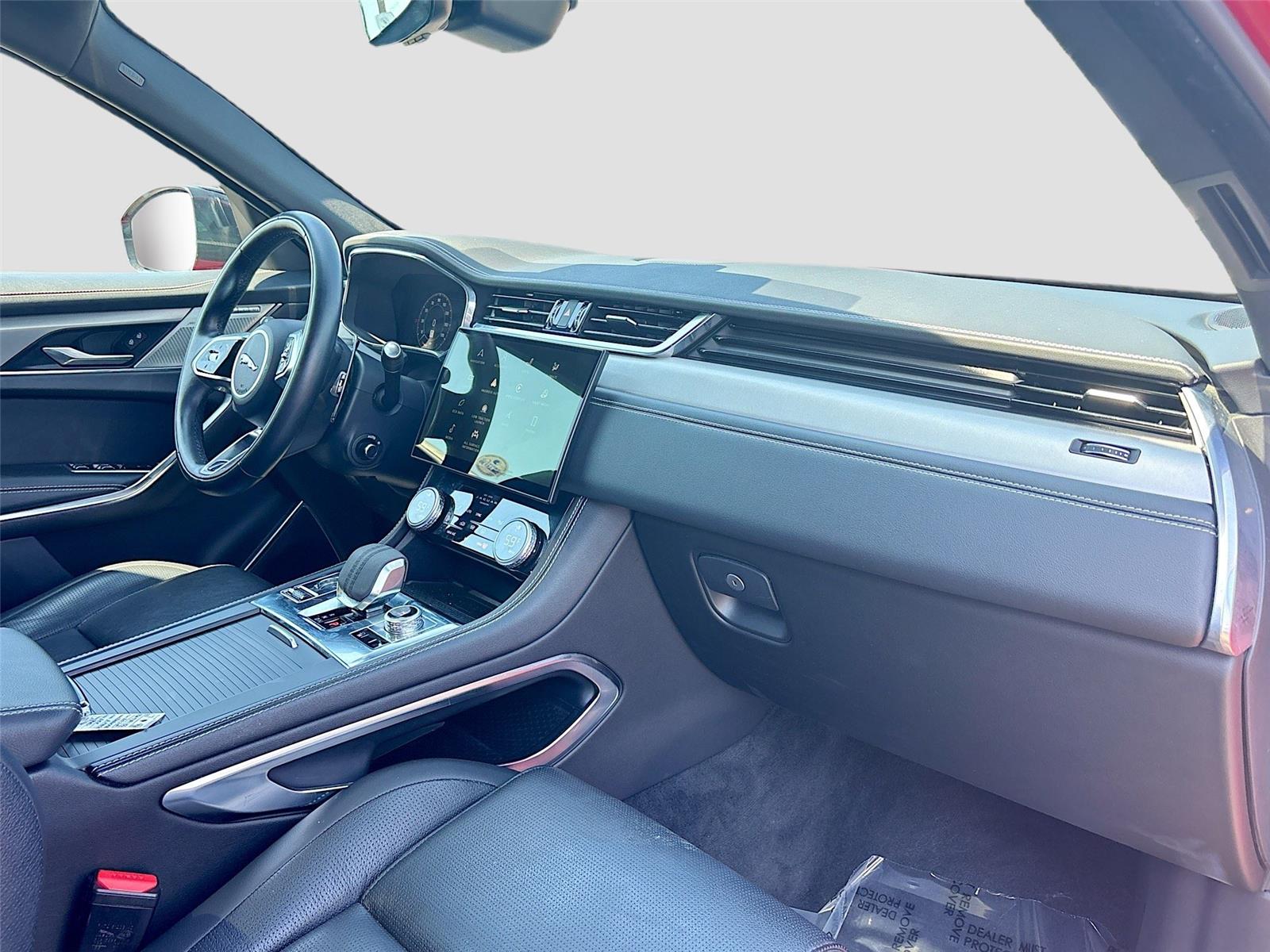 2024 Jaguar F-PACE R-Dynamic S