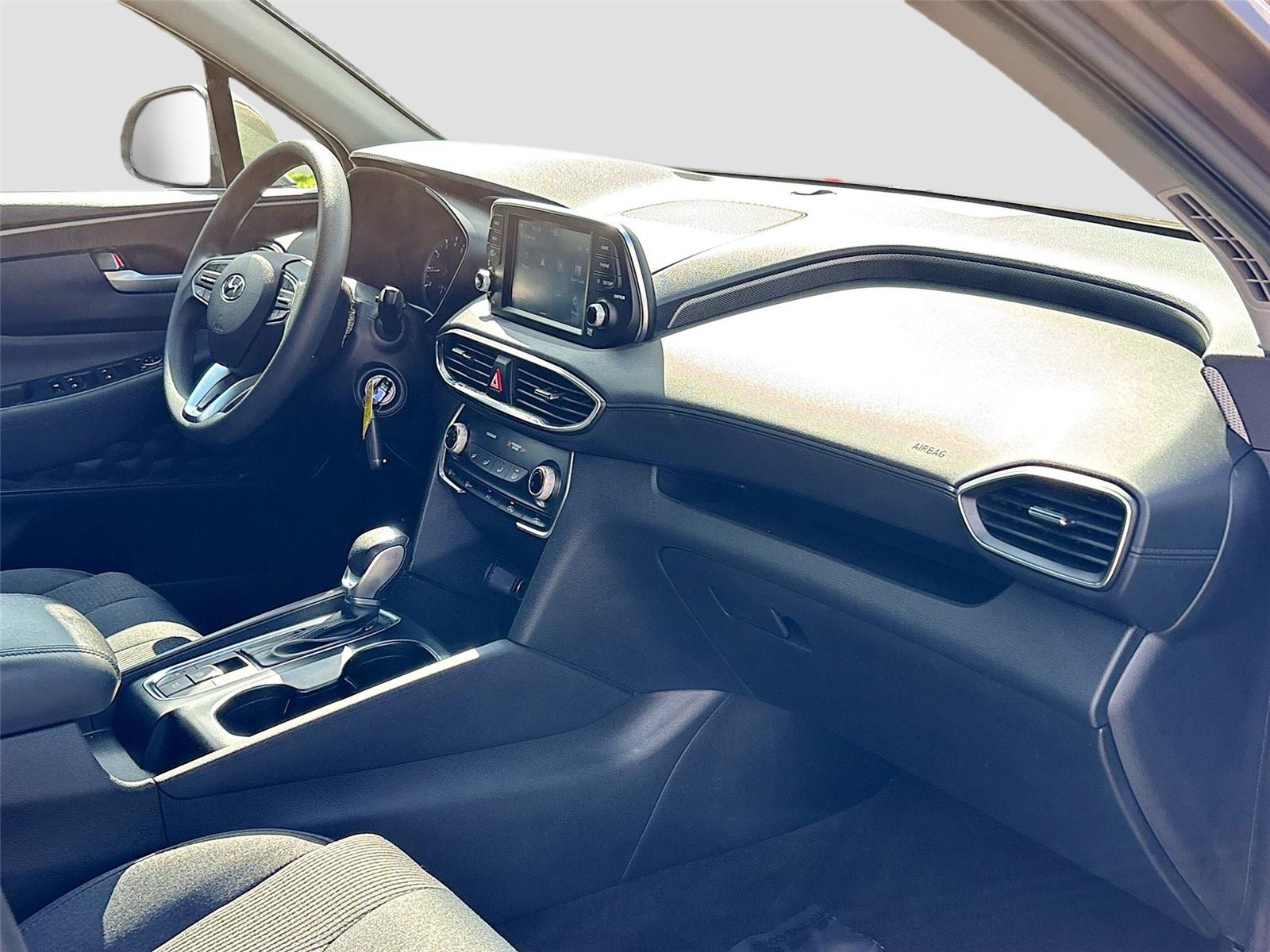 2020 Hyundai Santa Fe SE