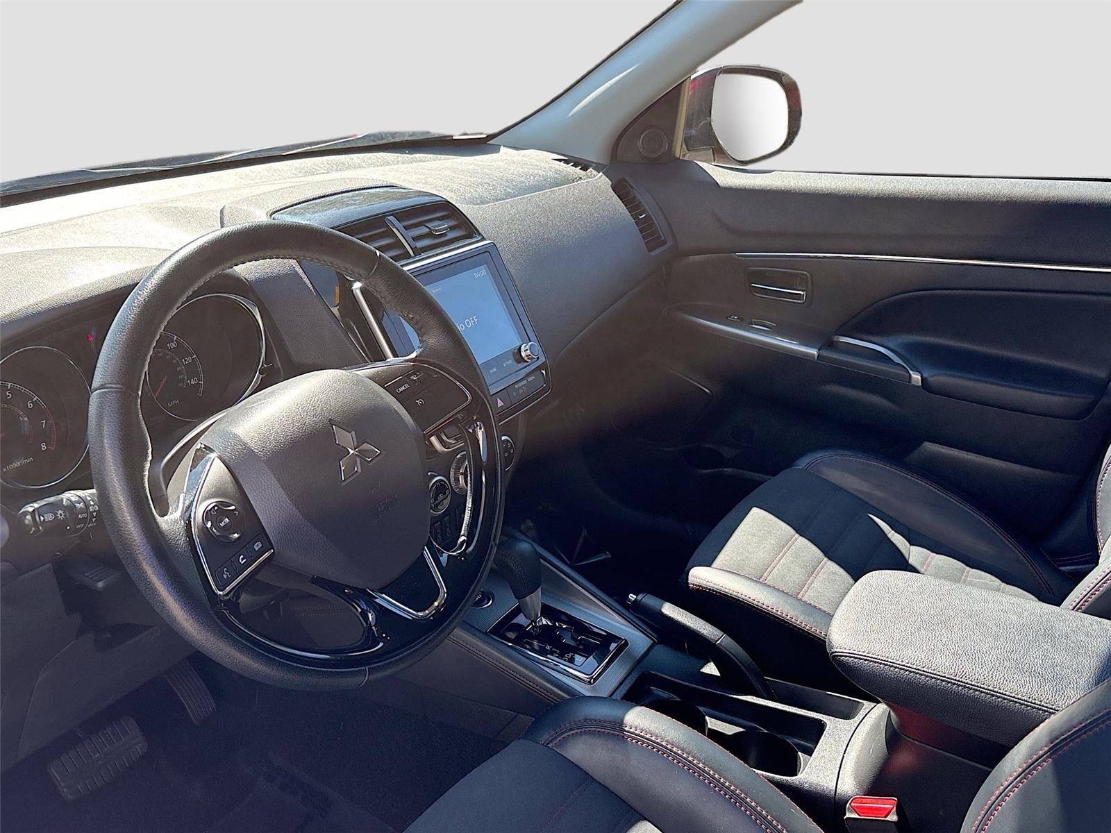 2024 Mitsubishi Outlander Sport SE