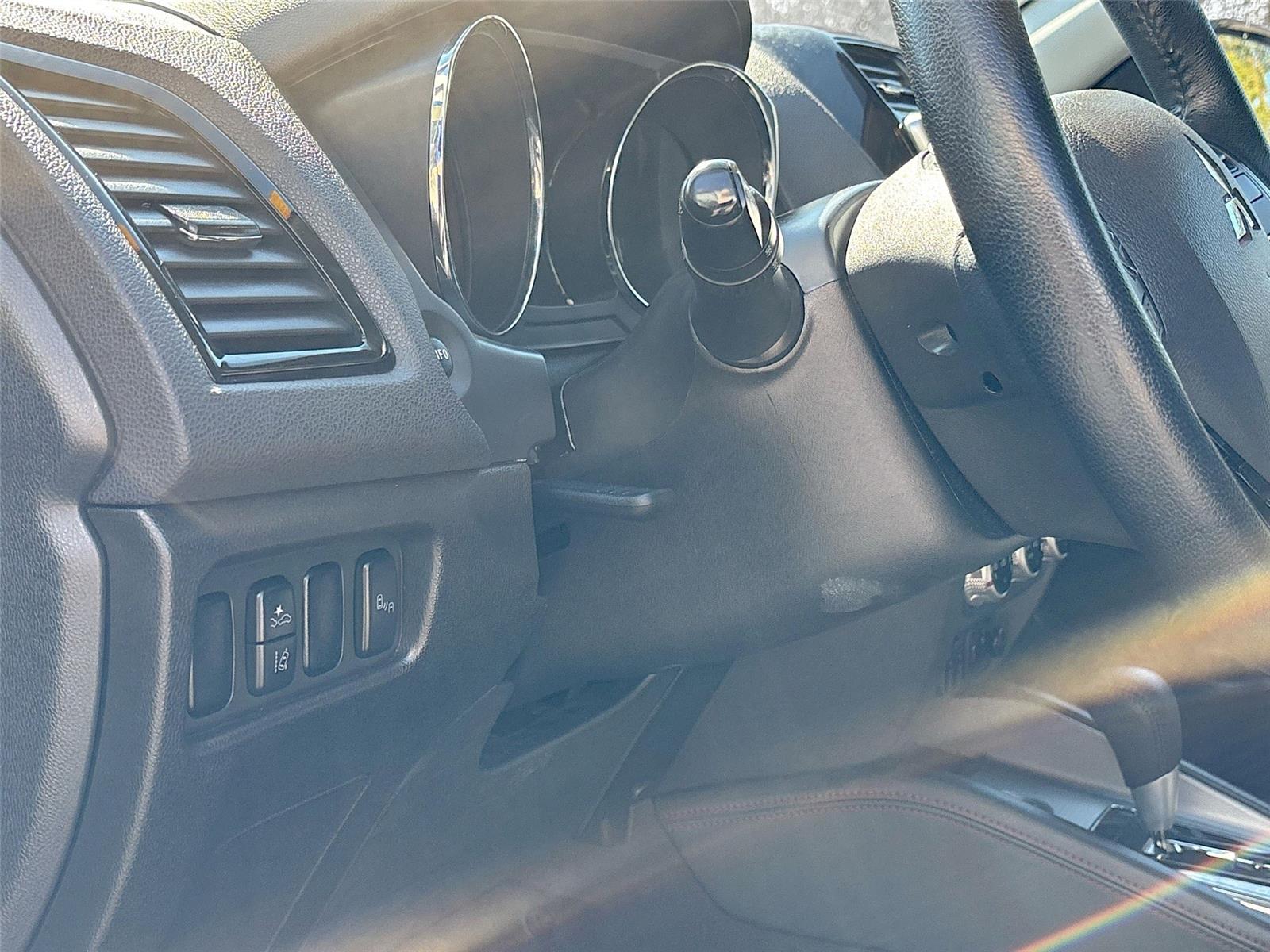 2024 Mitsubishi Outlander Sport SE