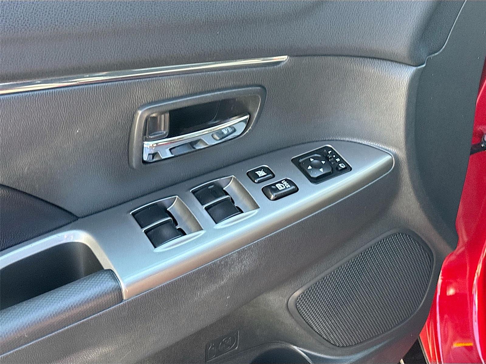 2024 Mitsubishi Outlander Sport SE