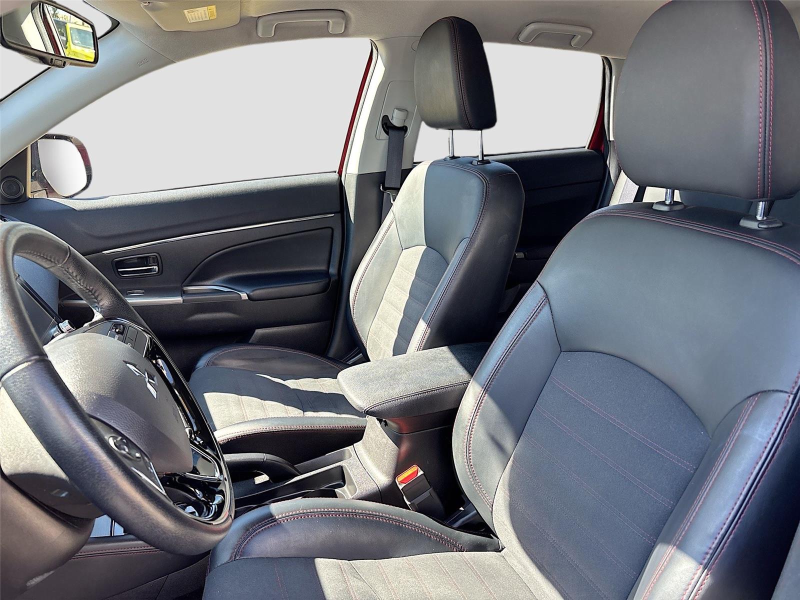 2024 Mitsubishi Outlander Sport SE