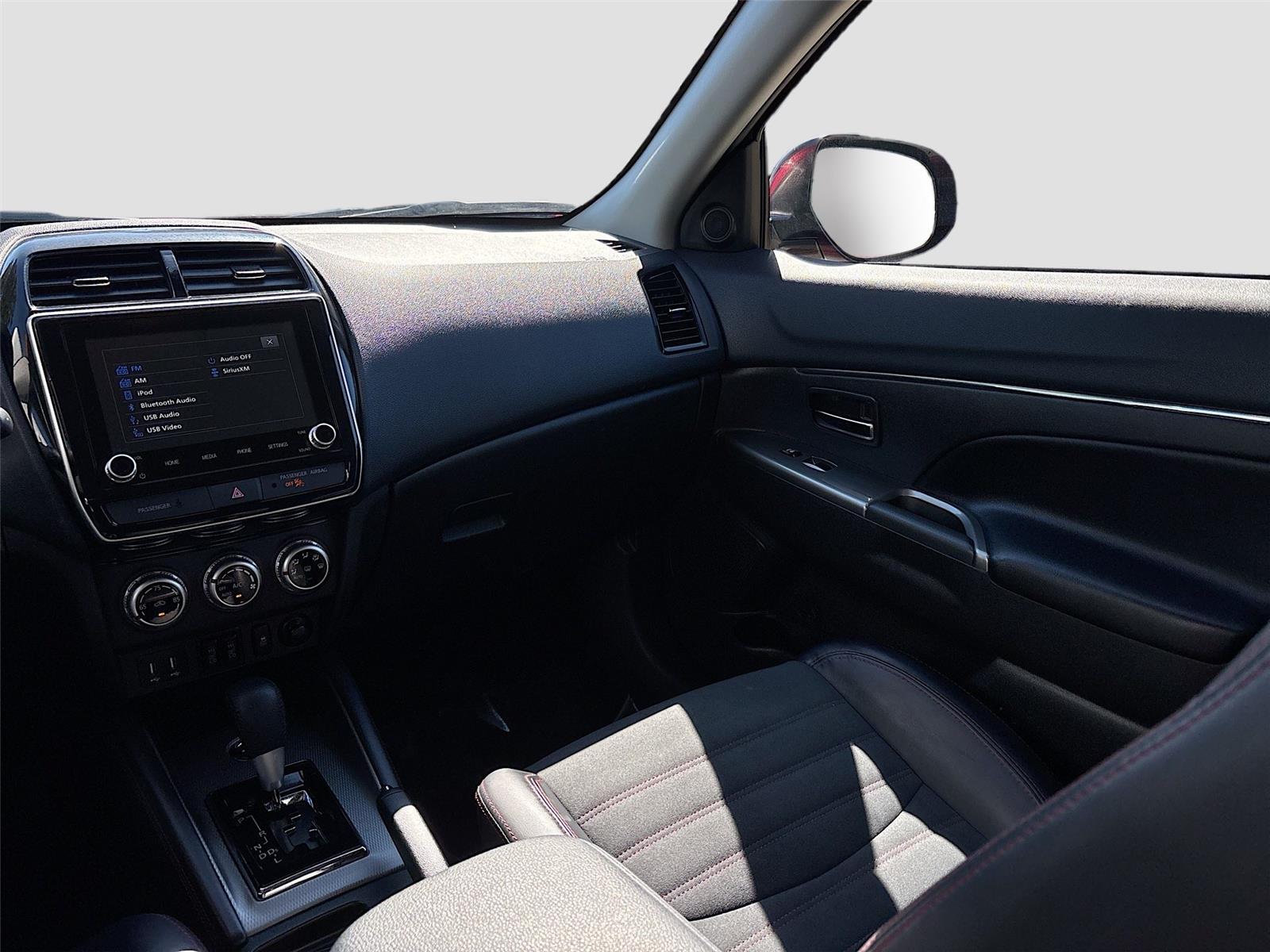 2024 Mitsubishi Outlander Sport SE