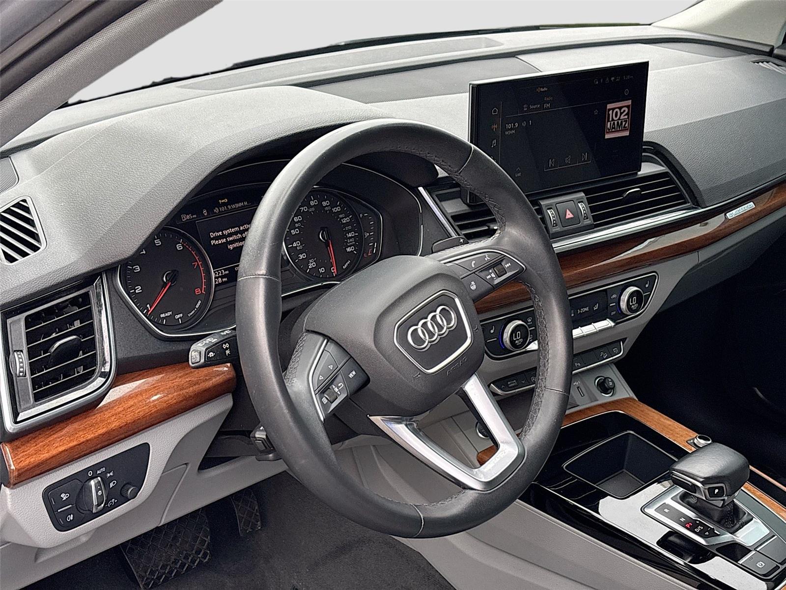 2022 Audi Q5 S line Premium