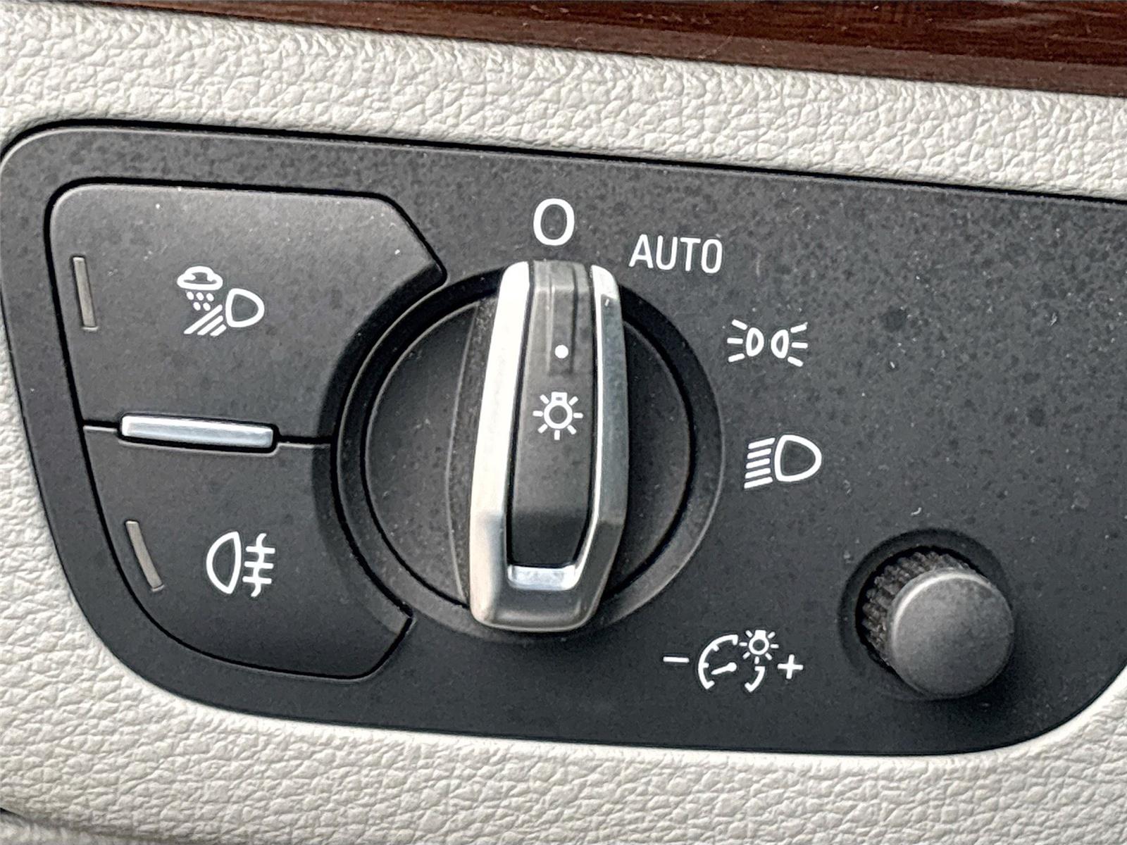 2022 Audi Q5 S line Premium