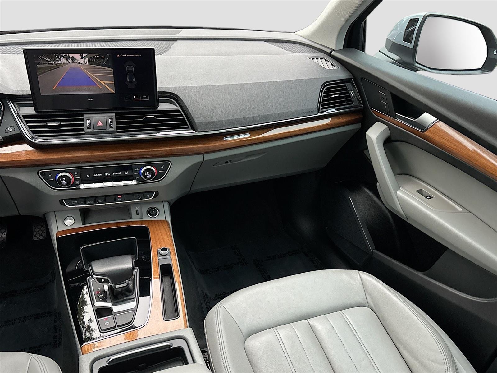 2022 Audi Q5 S line Premium