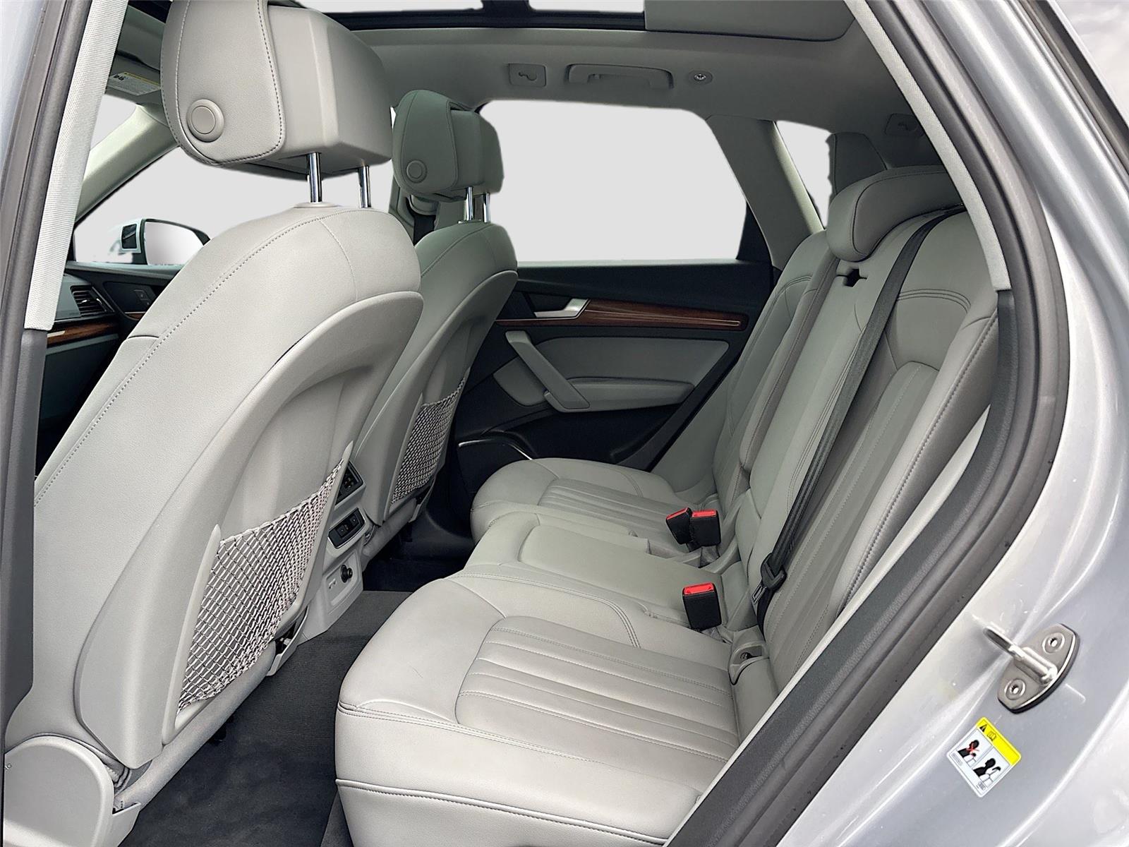 2022 Audi Q5 S line Premium