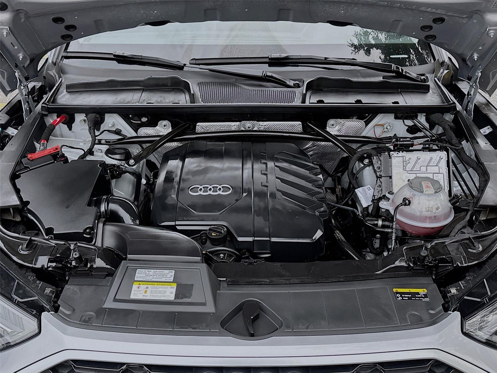 2022 Audi Q5 S line Premium