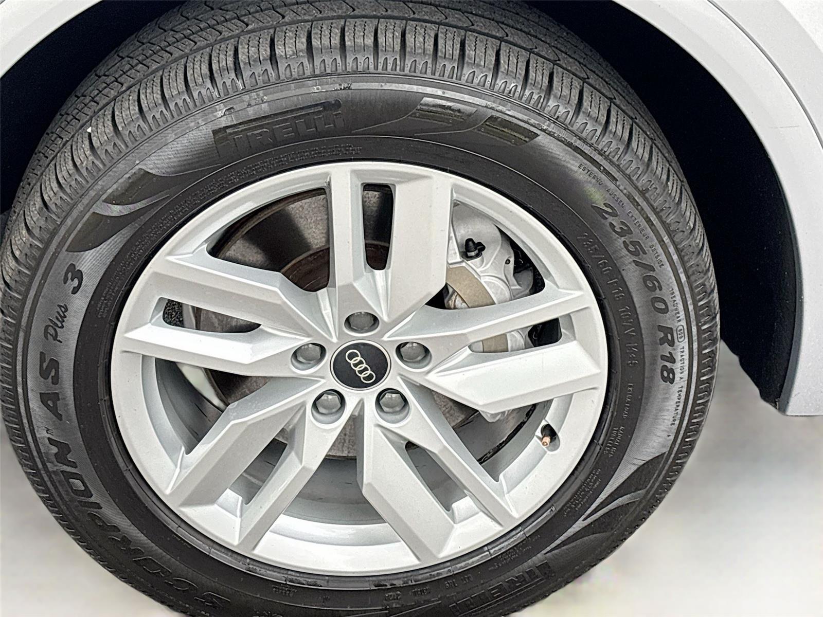 2022 Audi Q5 S line Premium