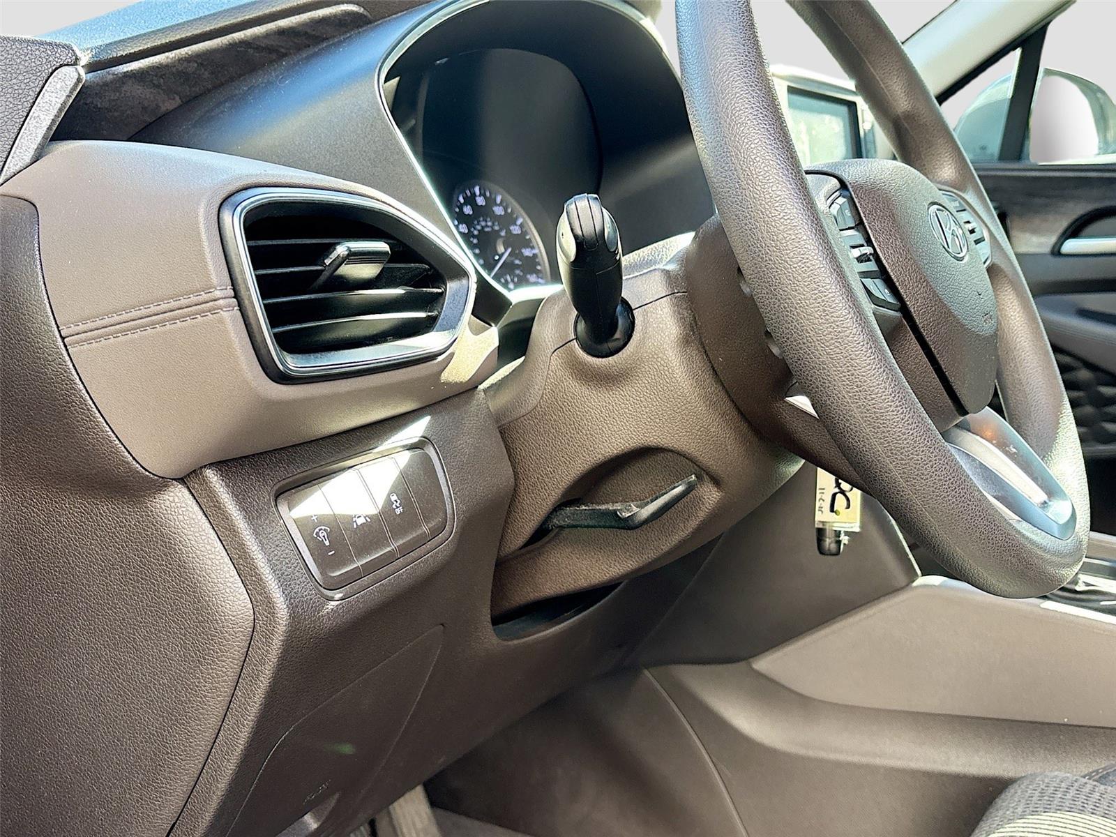 2020 Hyundai Santa Fe SE