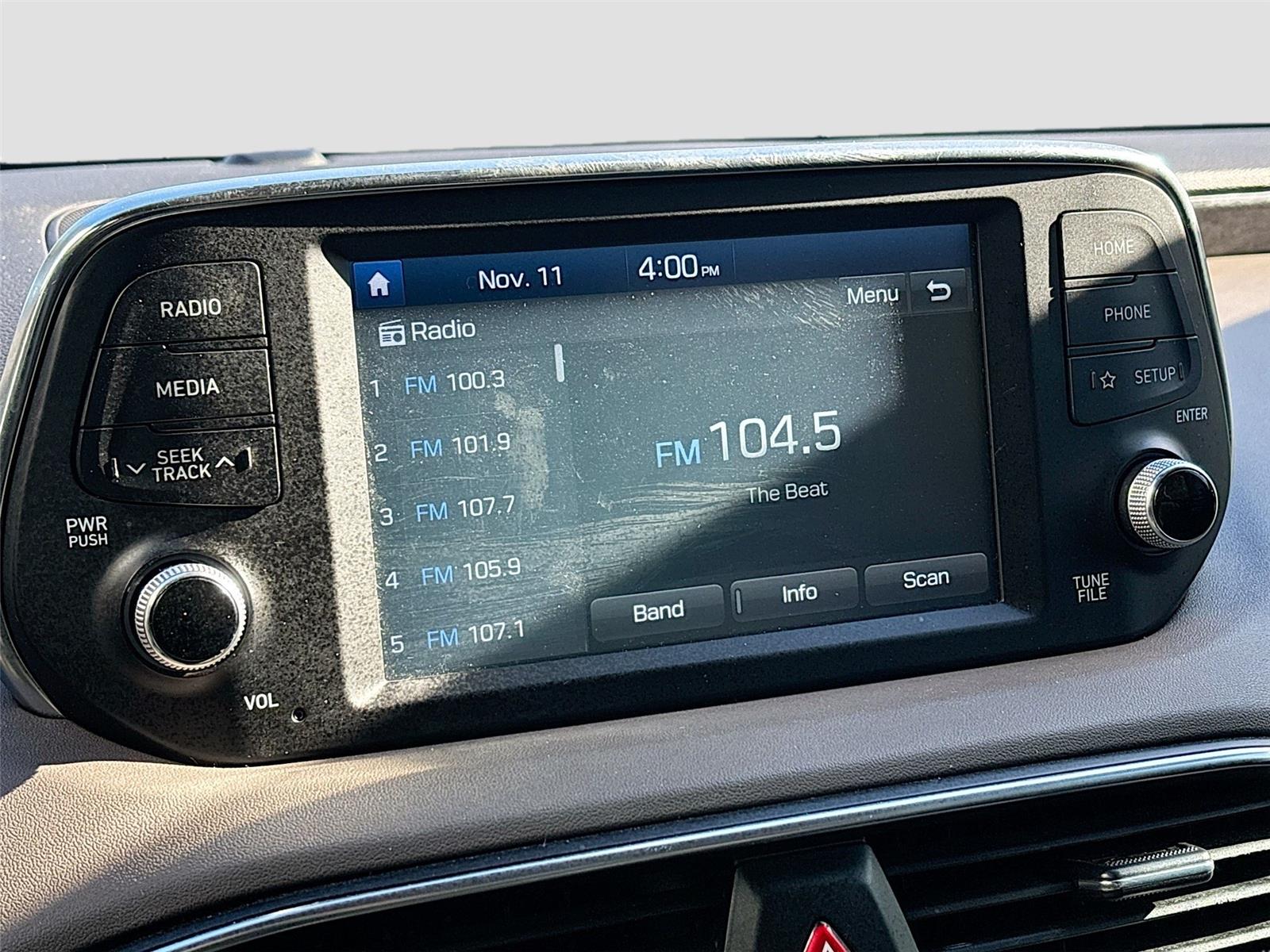 2020 Hyundai Santa Fe SE