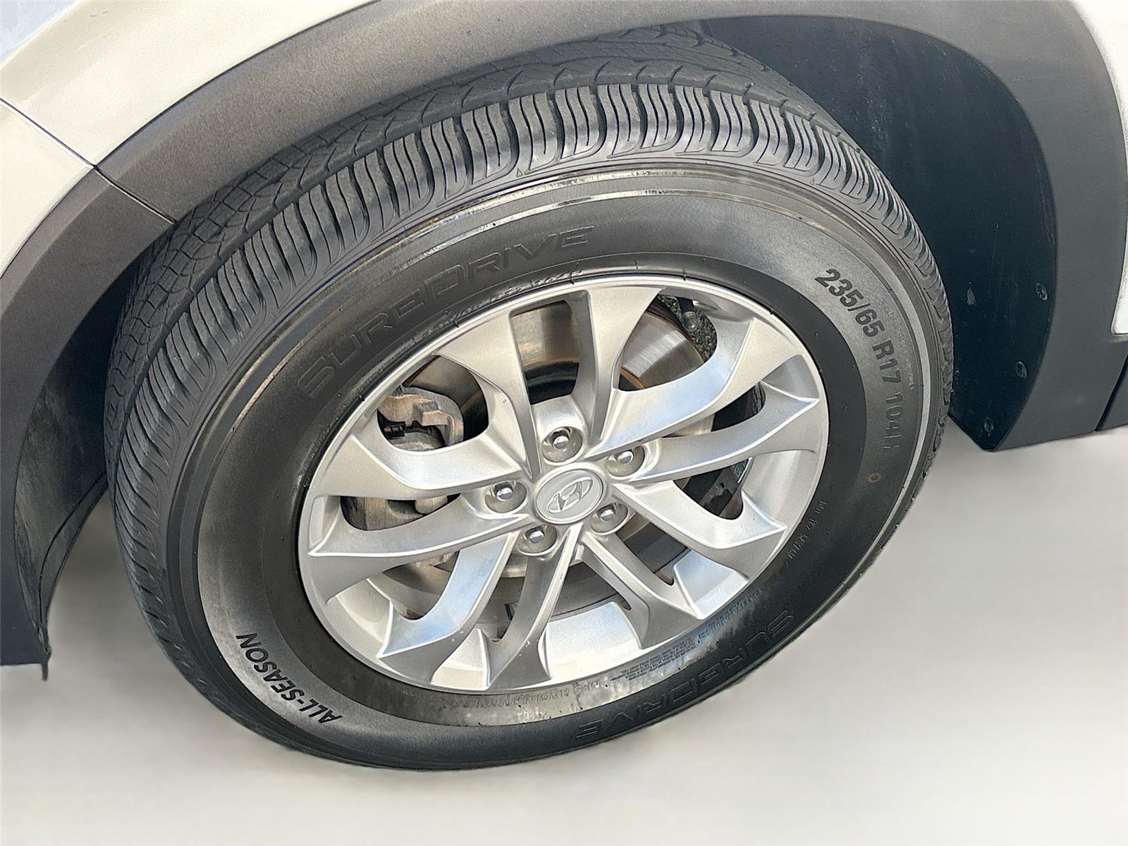 2020 Hyundai Santa Fe SE