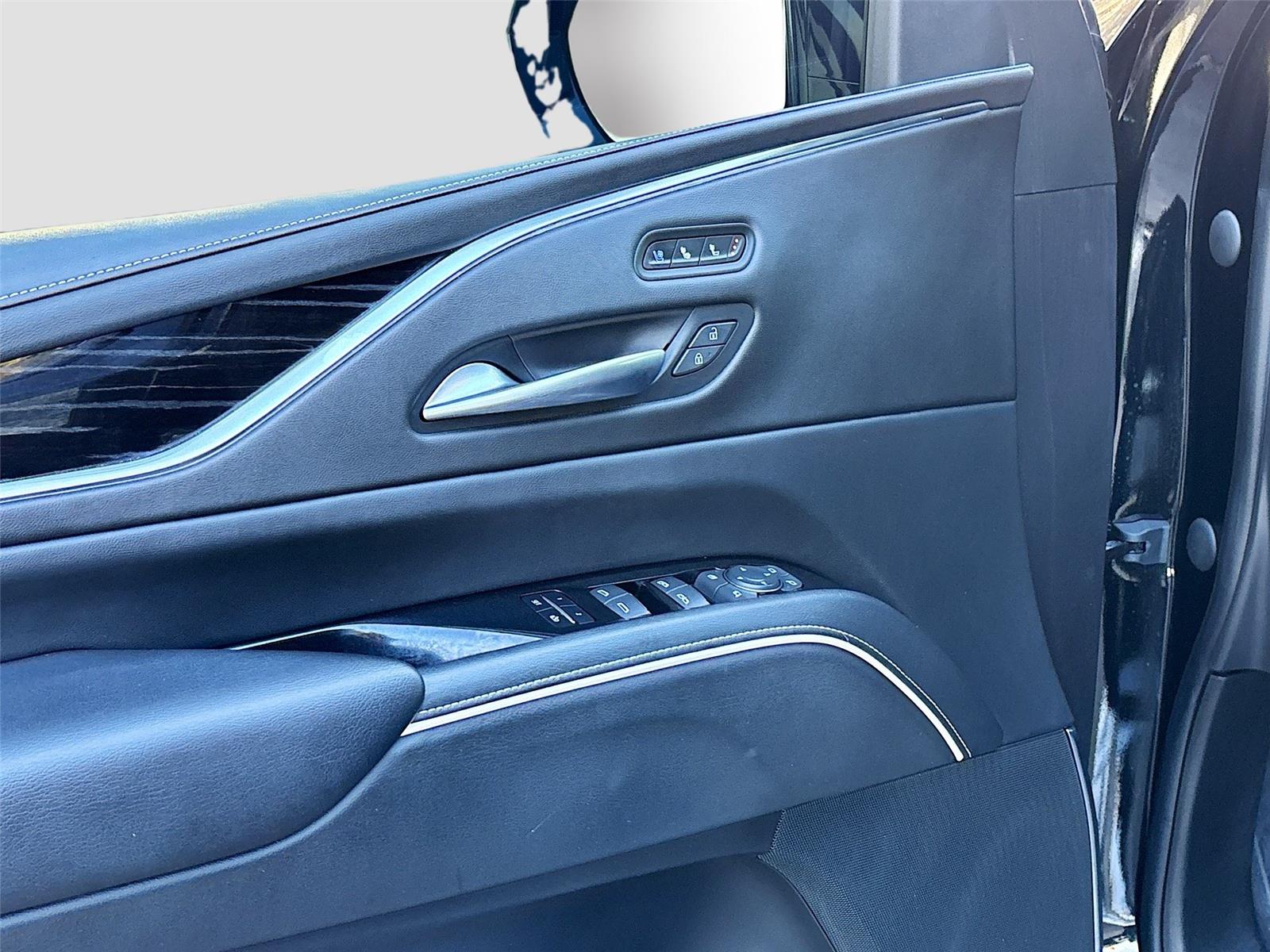 2023 Cadillac Escalade ESV 4WD Sport