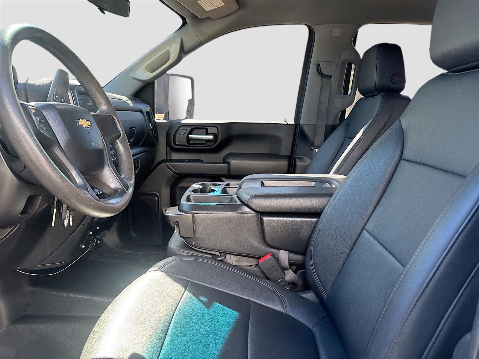 2022 Chevrolet Silverado 3500HD CC Work Truck