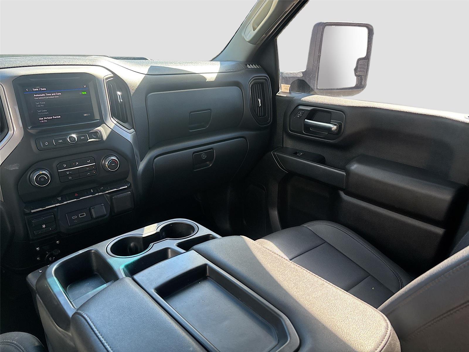 2022 Chevrolet Silverado 3500HD CC Work Truck