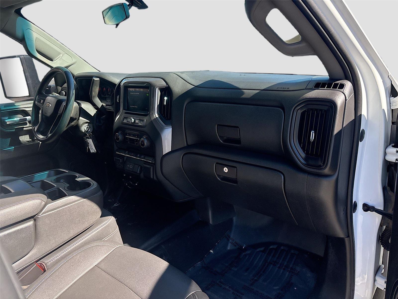 2022 Chevrolet Silverado 3500HD CC Work Truck