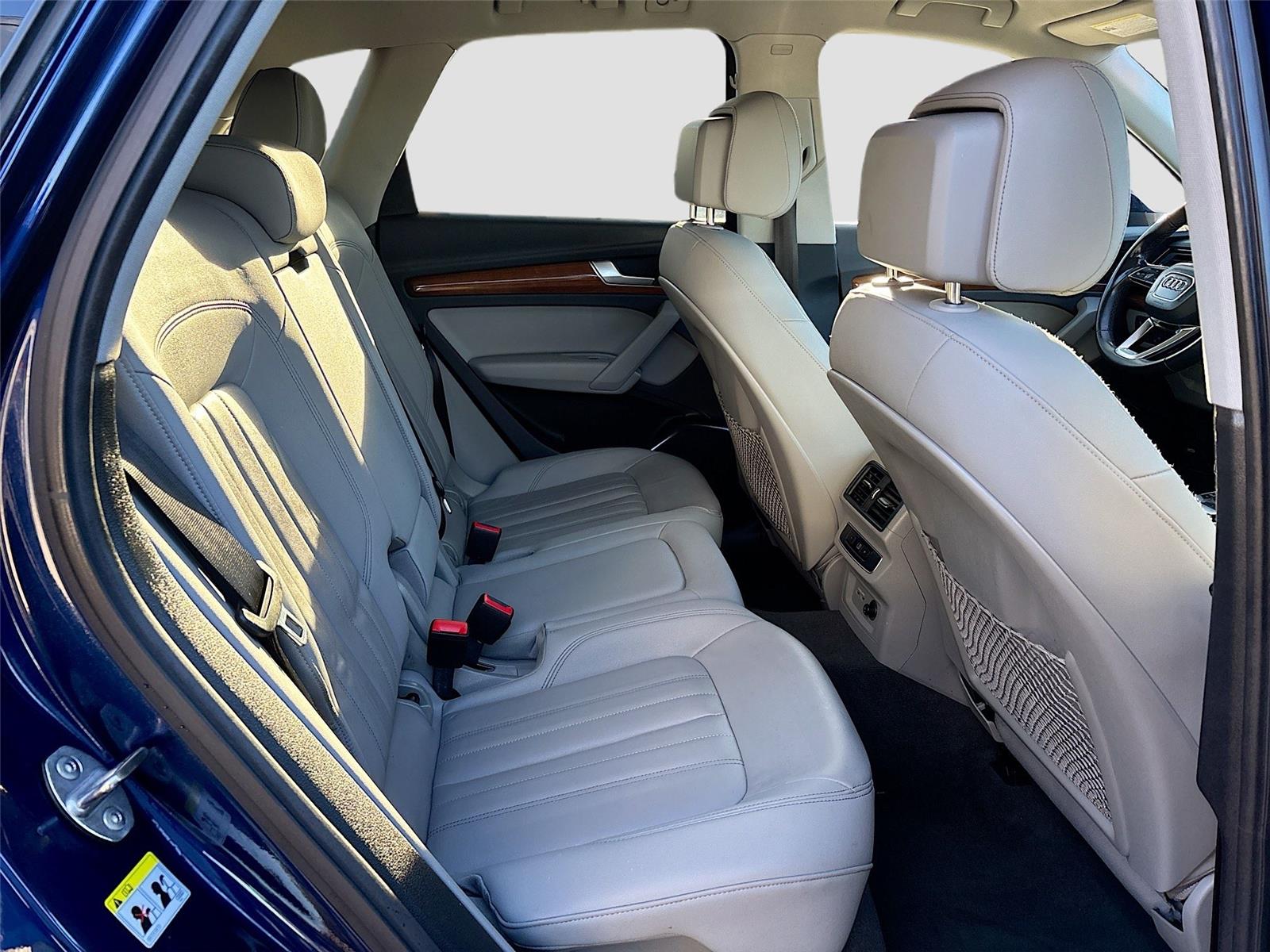 2022 Audi Q5 S line Premium