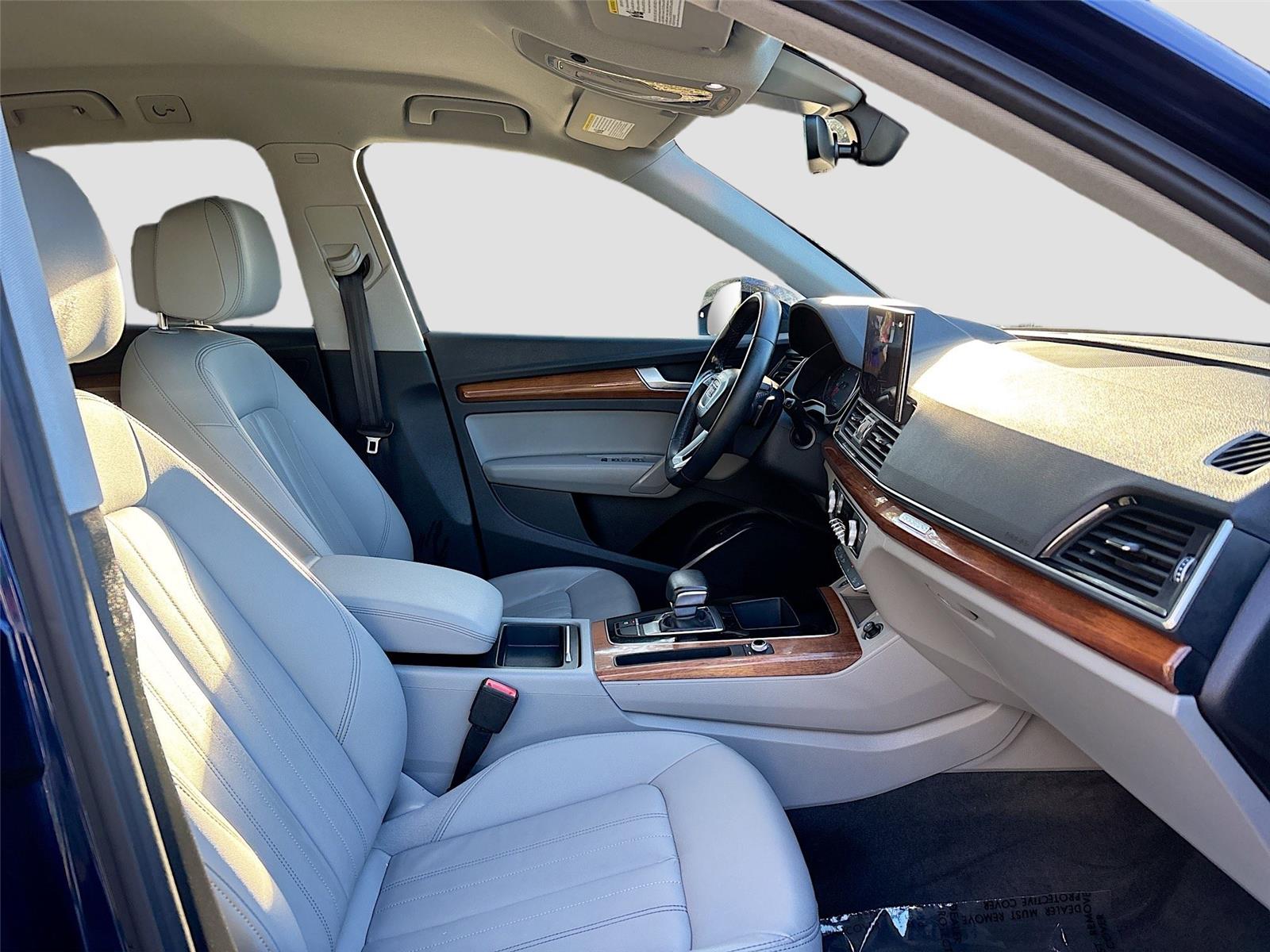 2022 Audi Q5 S line Premium