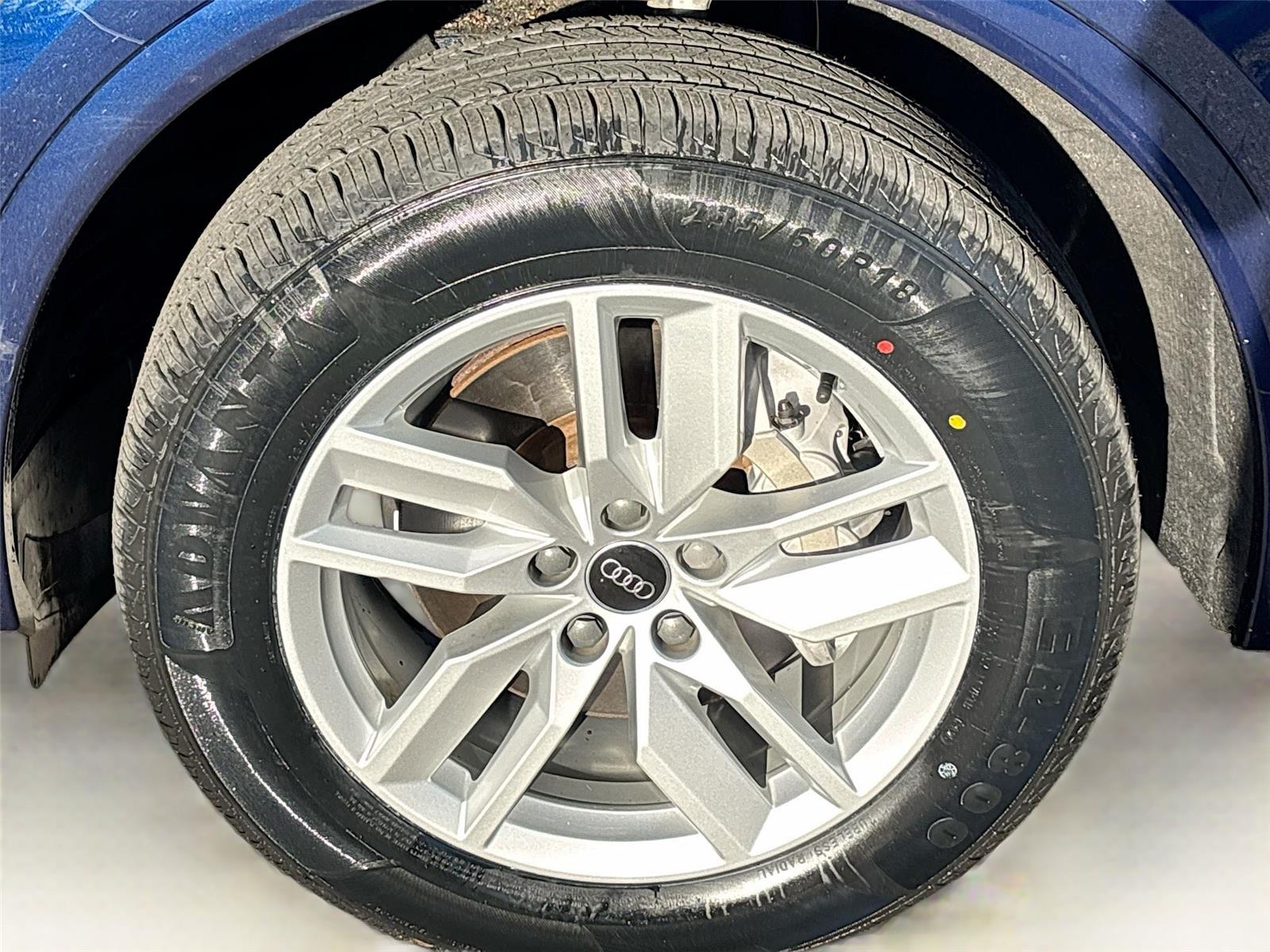 2022 Audi Q5 S line Premium