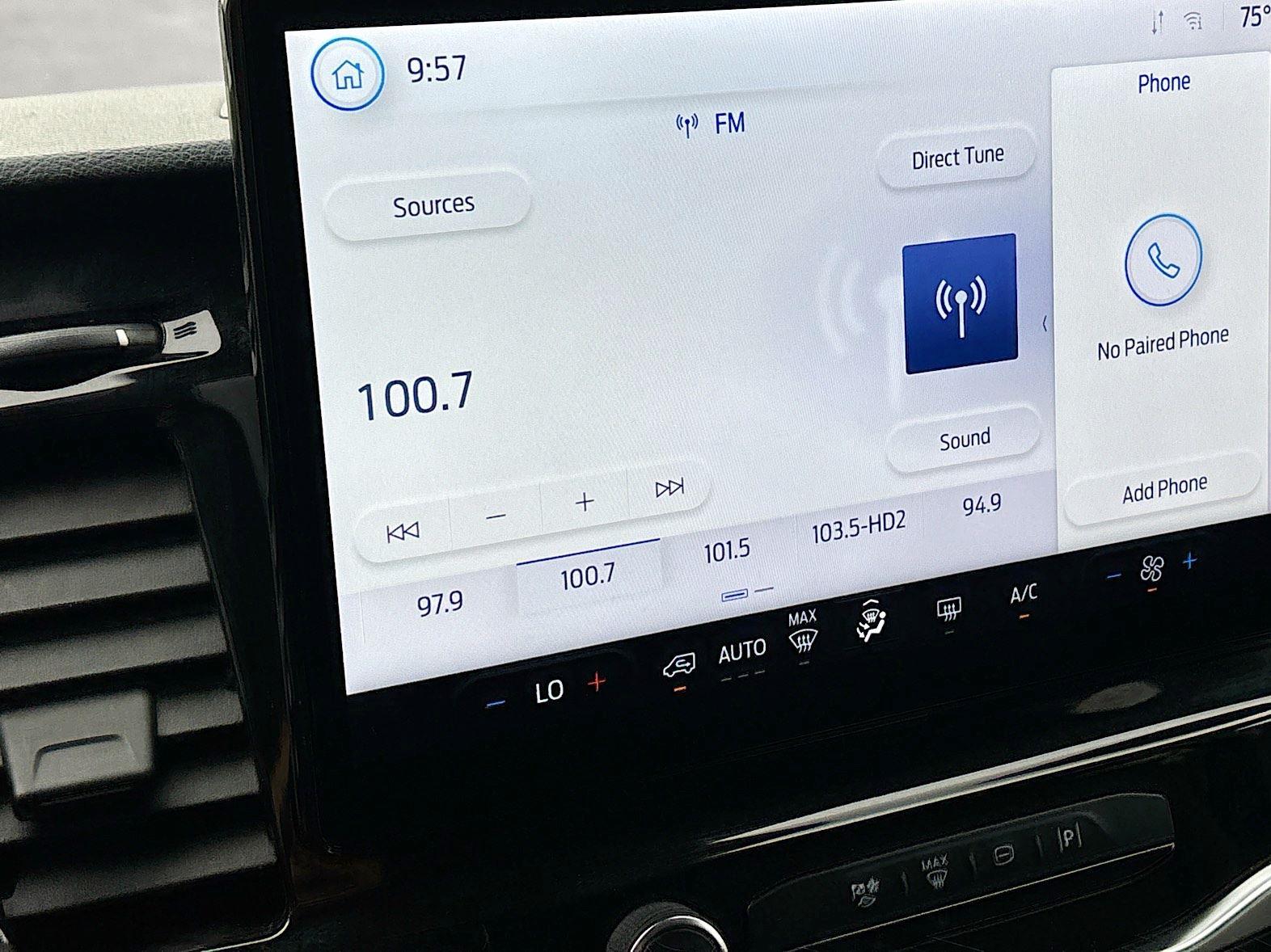 2023 Ford Transit Passenger Wagon XLT